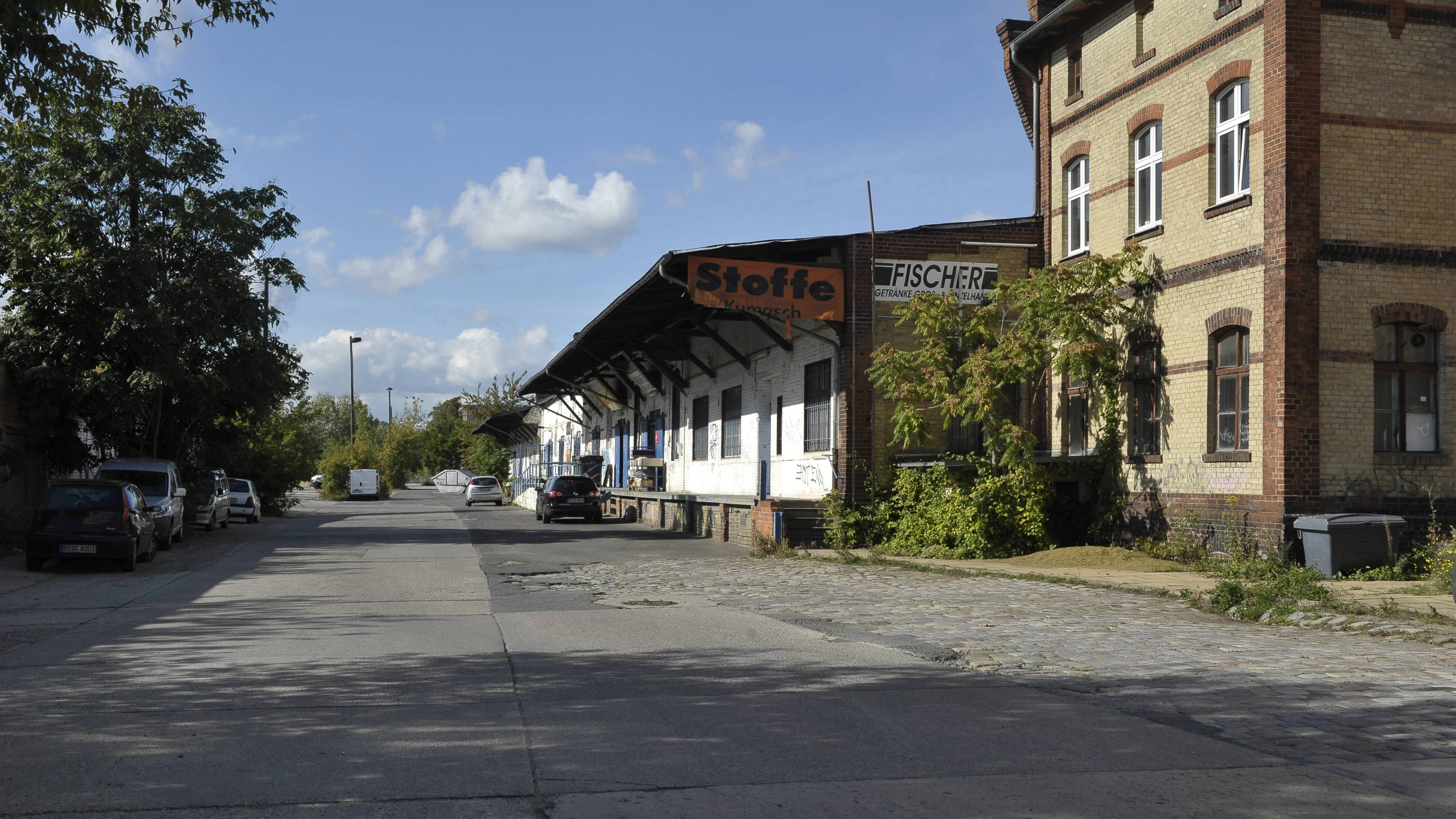 Der einstige Güterbahnhof am Rande des Thälmannparks: Neue Wohnungen und eine Schule sollten dort entstehen.