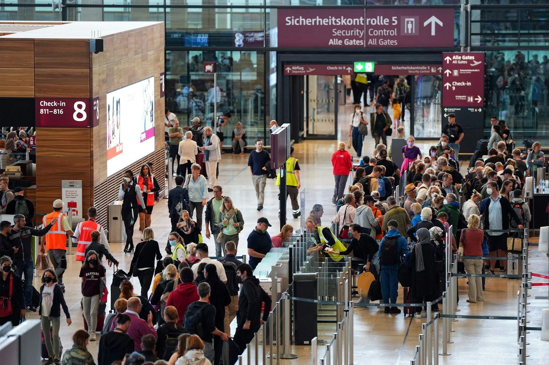 Der Flughafen BER verzeichnete am 27. September 2024 die meisten Passagiere.
