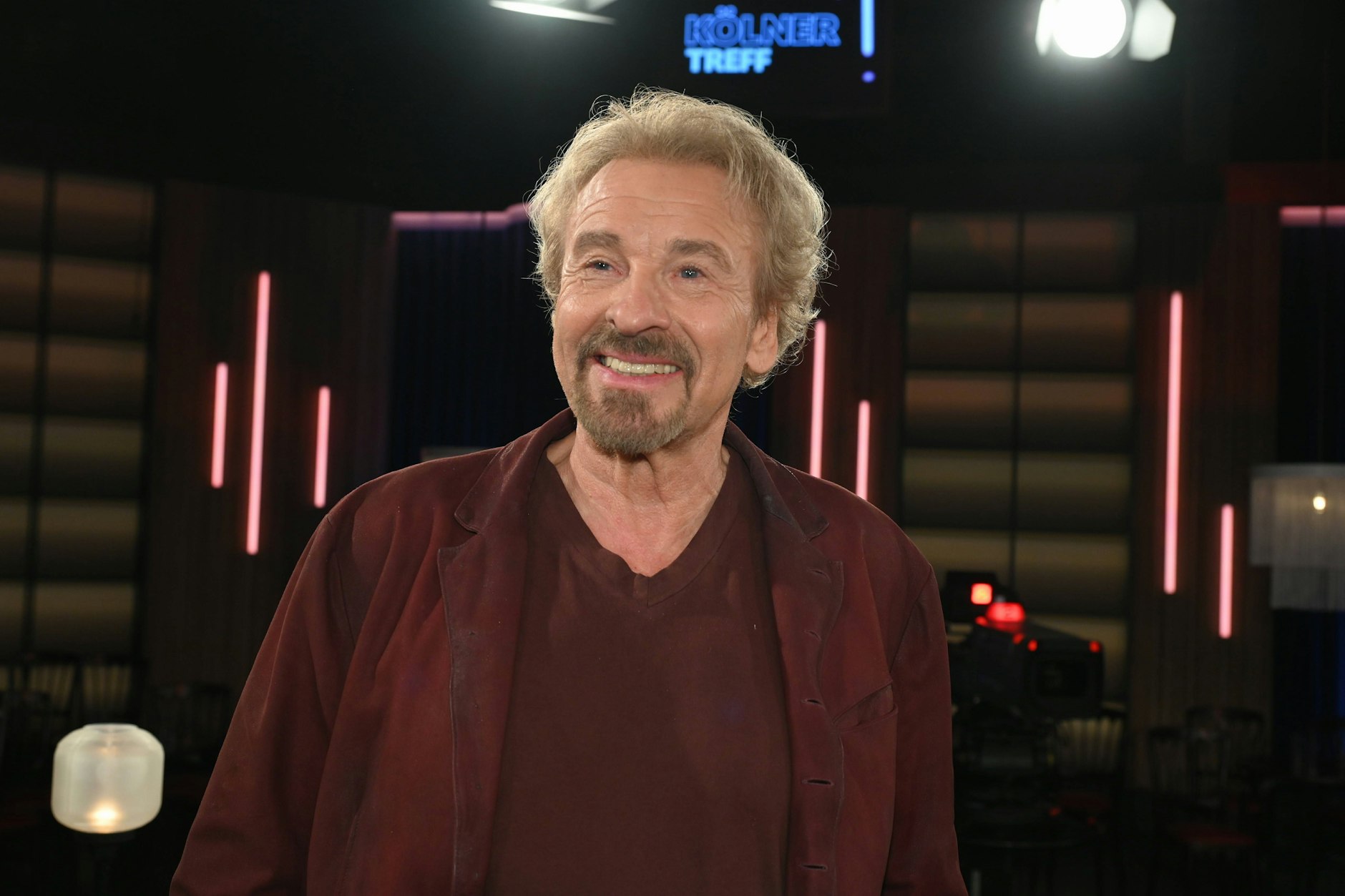 Thomas Gottschalk am Freitagabend im TV-Studio bei der Aufzeichnung der Talkrunde „Kölner Treff“