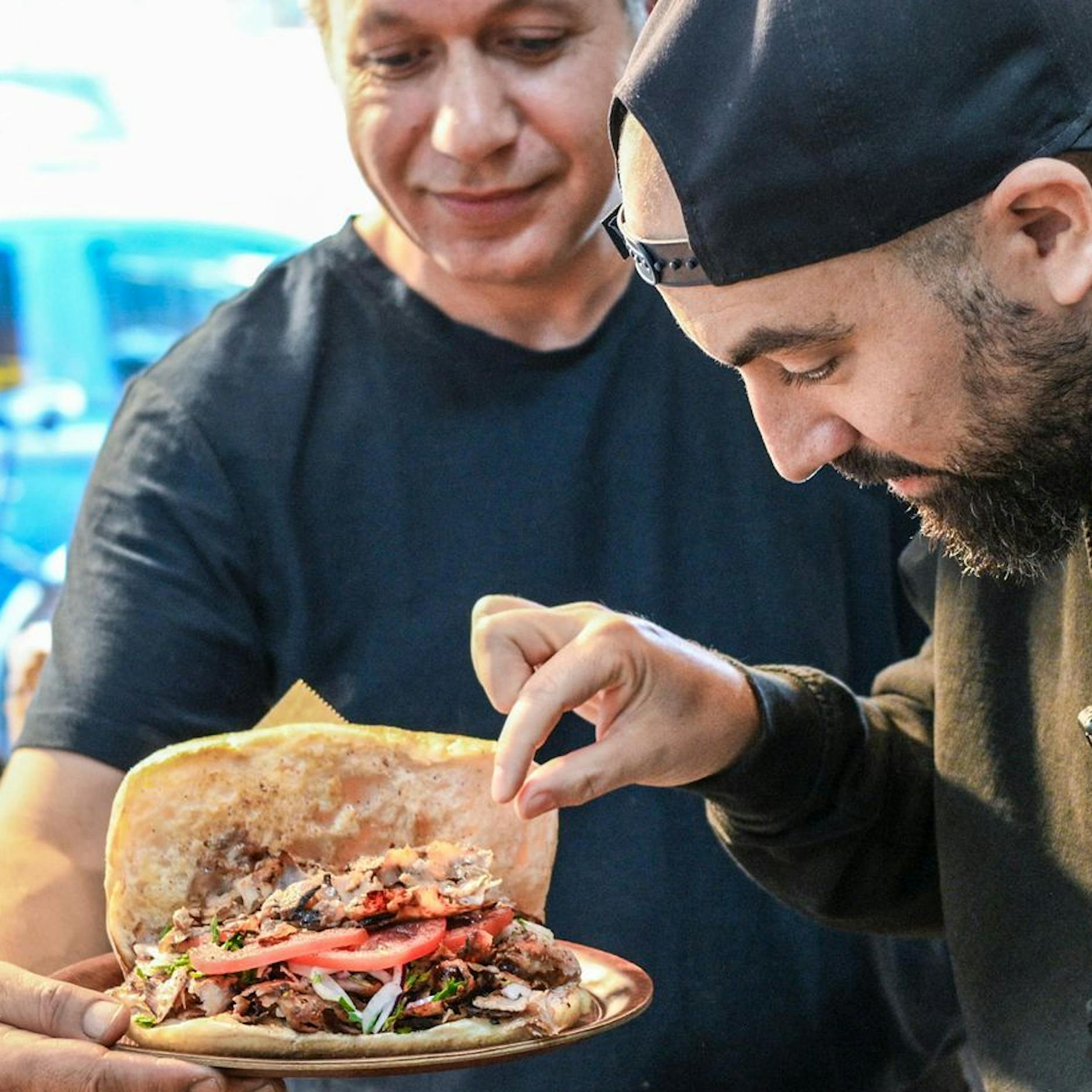 Bester Döner in Berlin: Der ultimative Test im U-Bahn-Netz