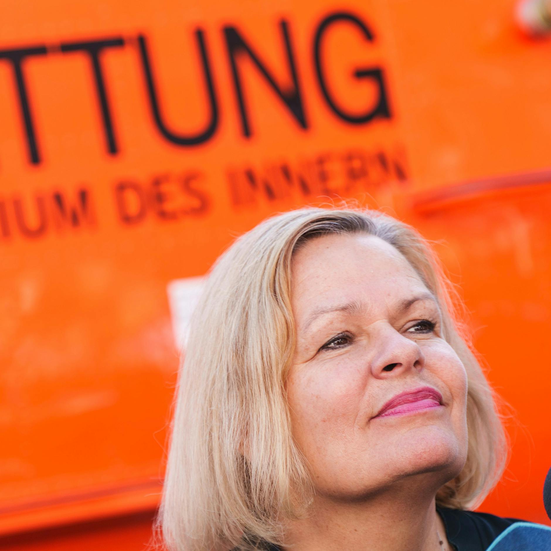 Fußball-Sicherheitsgipfel: Nancy Faeser ist mit von der Partie, Fans jedoch nicht