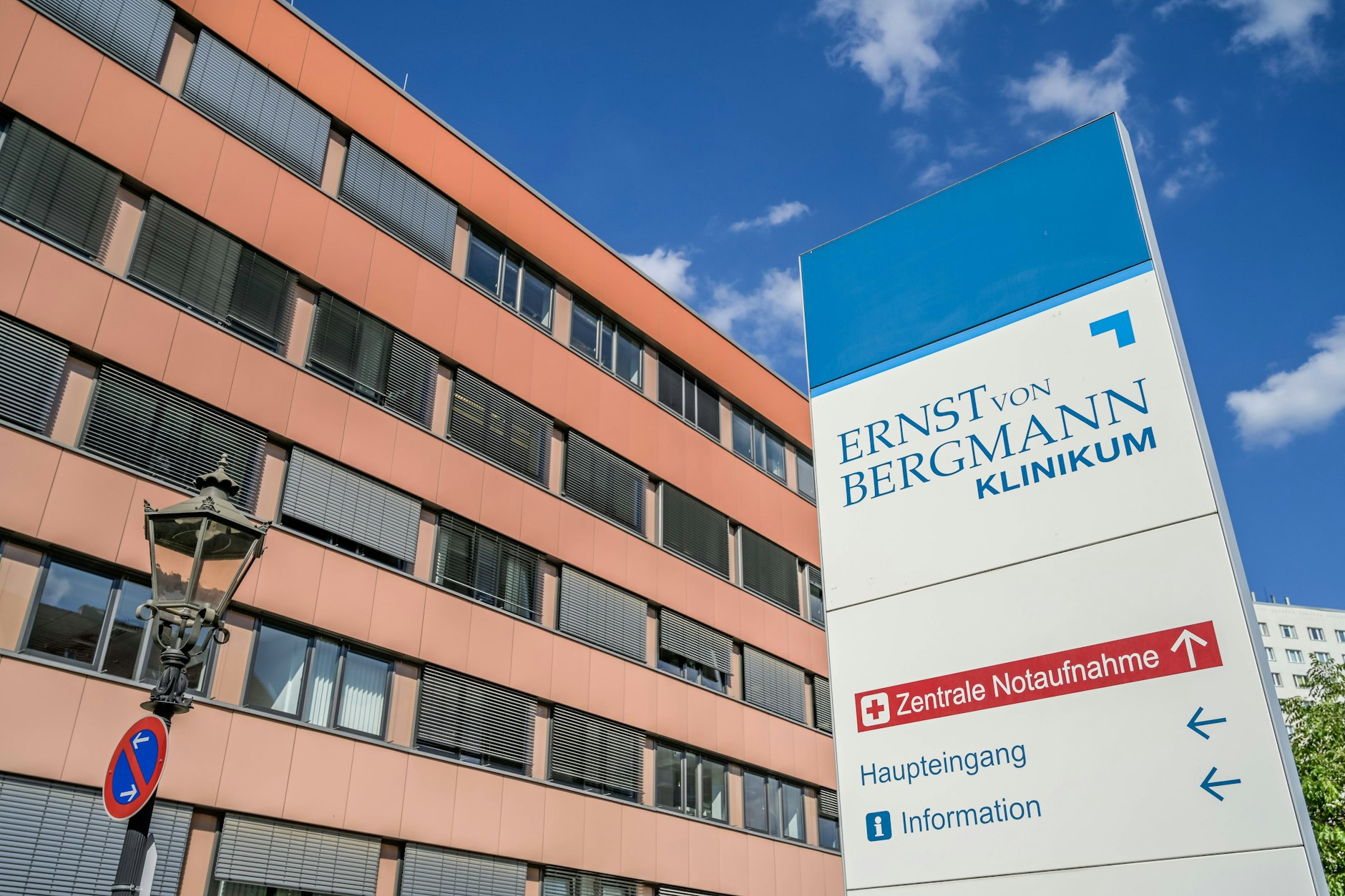 Das Kind musste wegen Diphtherie im Ernst-von-Bergmann-Klinikum in Potsdam behandelt und sogar beatmet werden.