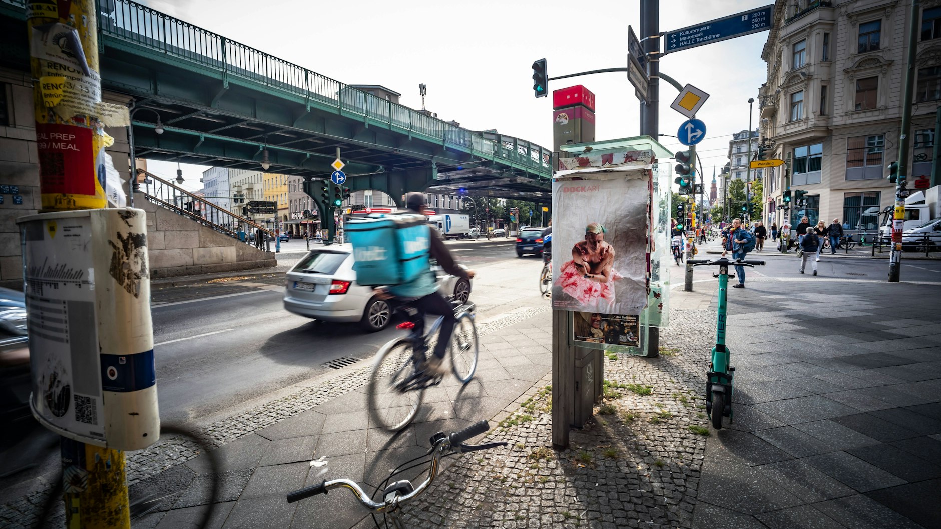 Immer noch magisch: Berlin, Ecke Schönhauser Allee.&nbsp;