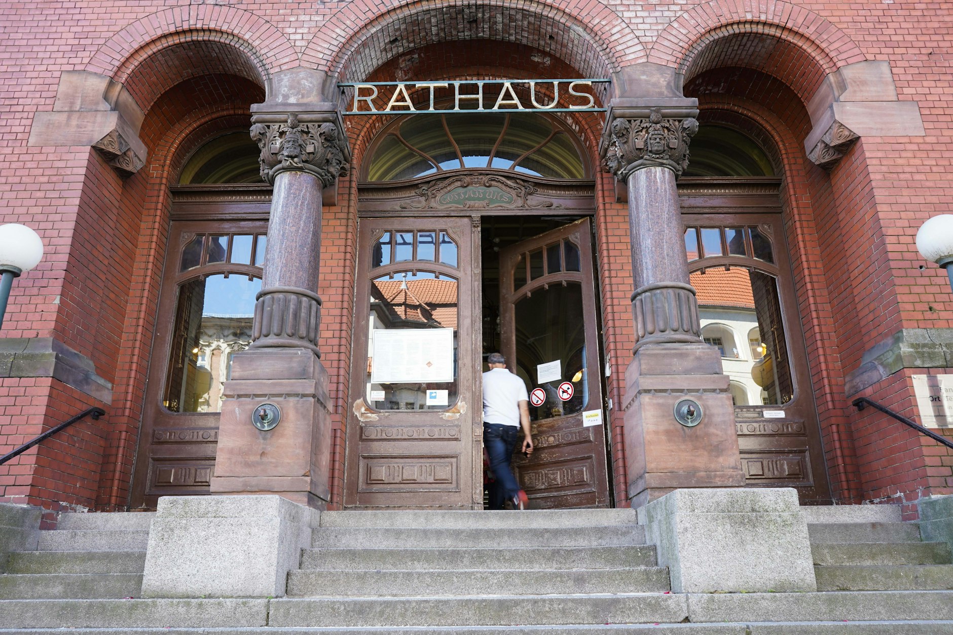 Für viele Berliner ein Anblick, der mit Stress verbunden ist: der Besuch beim Bürgeramt.