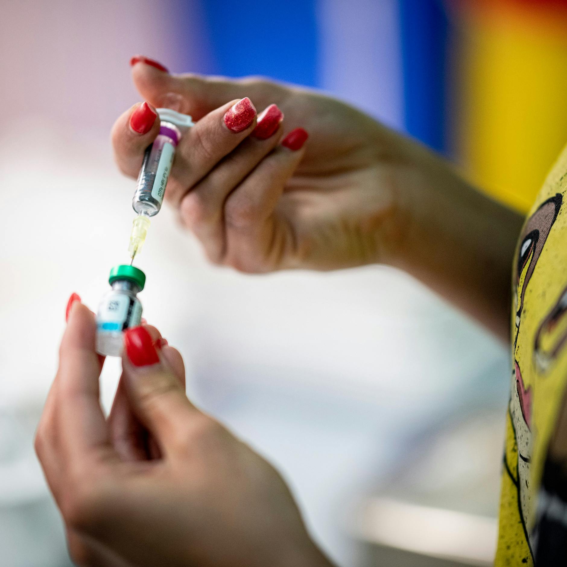 Image - Forsa-Umfrage: Jeder sechste Deutsche beklagt Impfnebenwirkungen