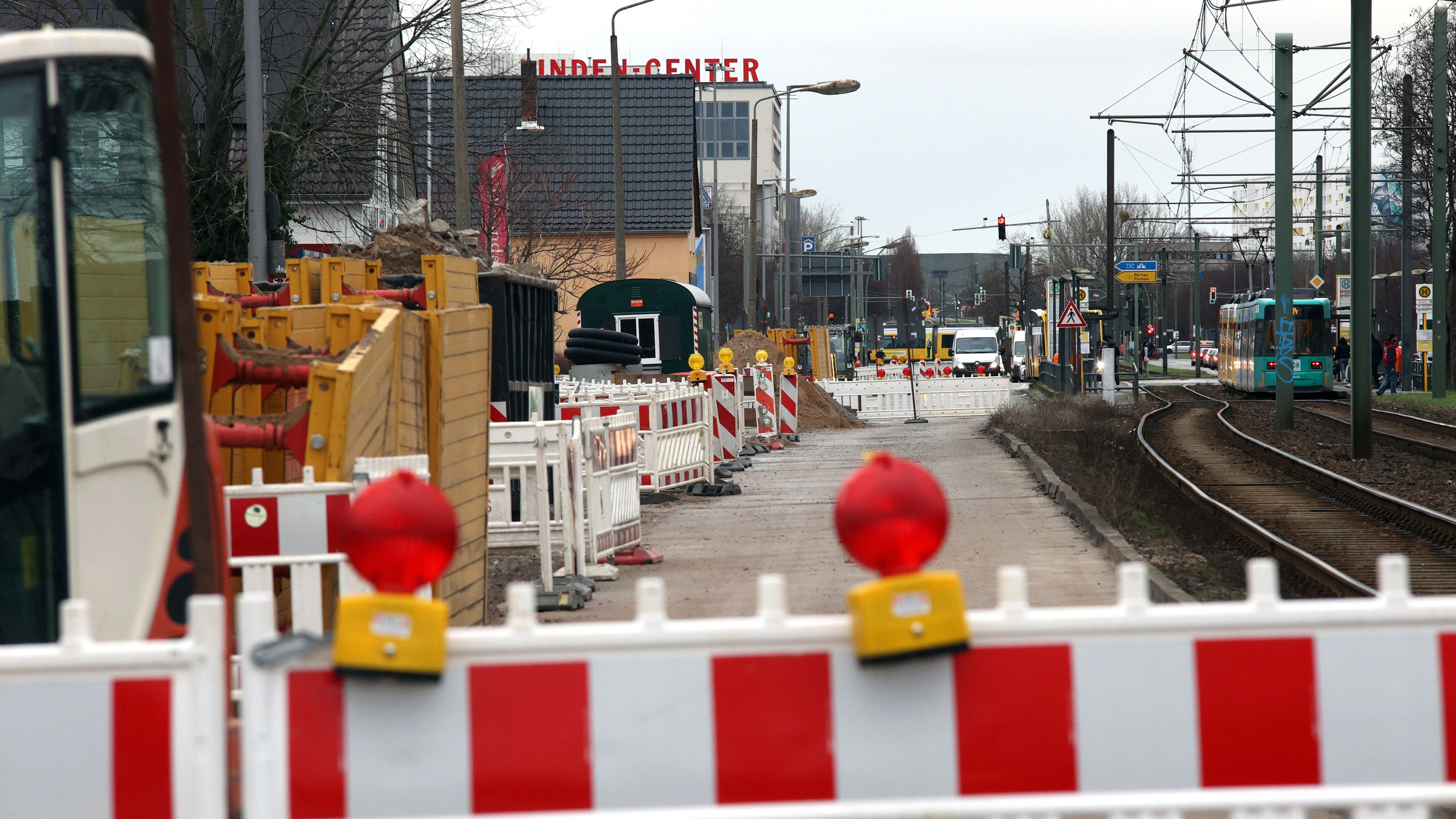 In Berlin vergeht kaum ein Tag ohne neue Baustellen und Sperrungen. Auch zum Beginn der Ferien wird es wieder überall eng