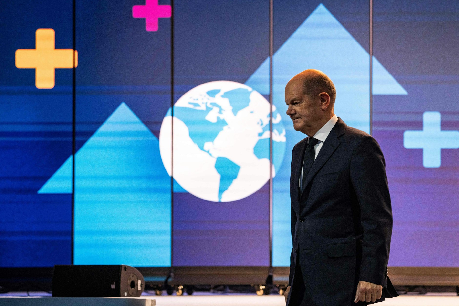 Bundeskanzler Olaf Scholz beim World Health Summit 2024 in Berlin: Geberkonferenz für die WHO.&nbsp;