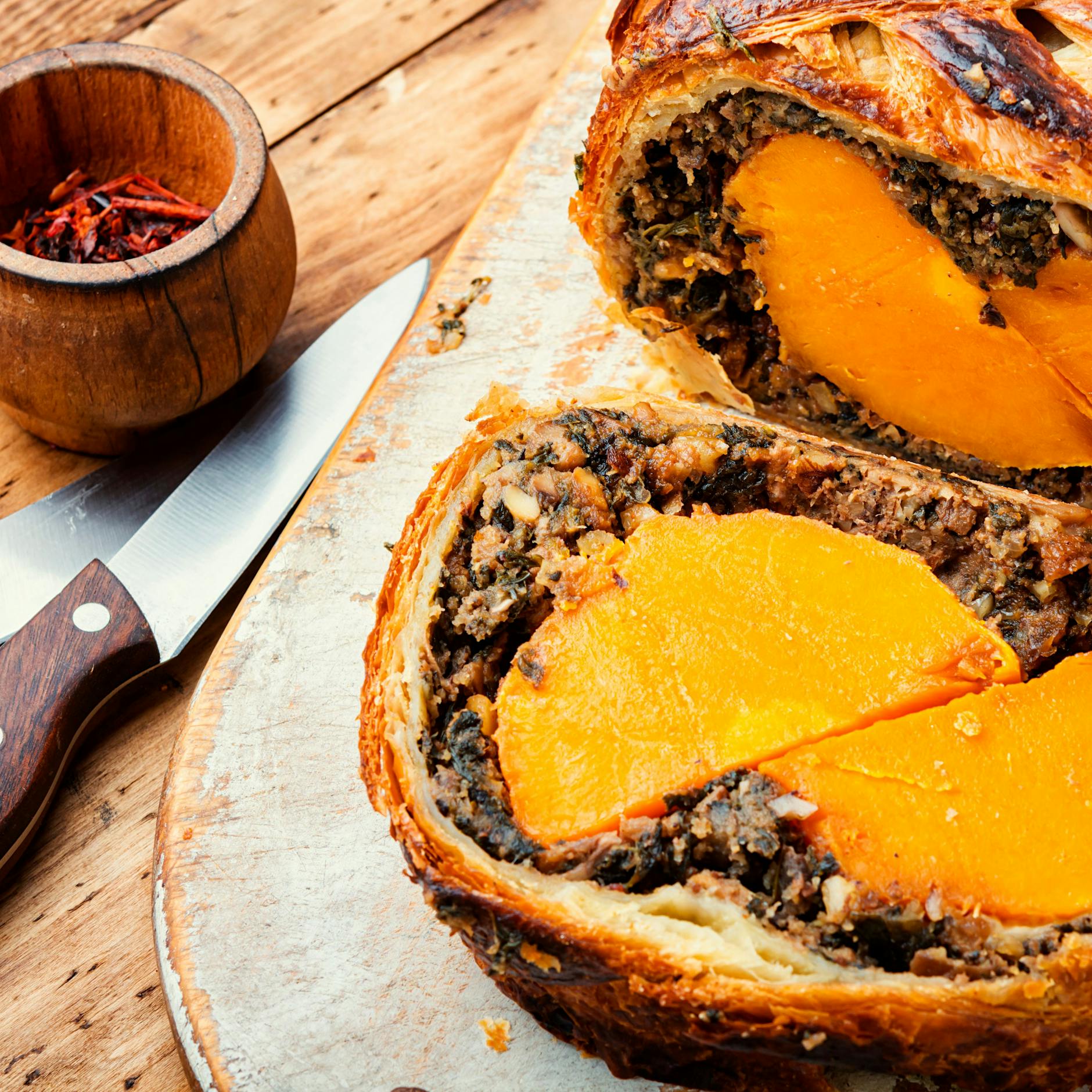 Rezept für Wellington-Kürbis: Herbstlicher Leckerbissen zum Verlieben