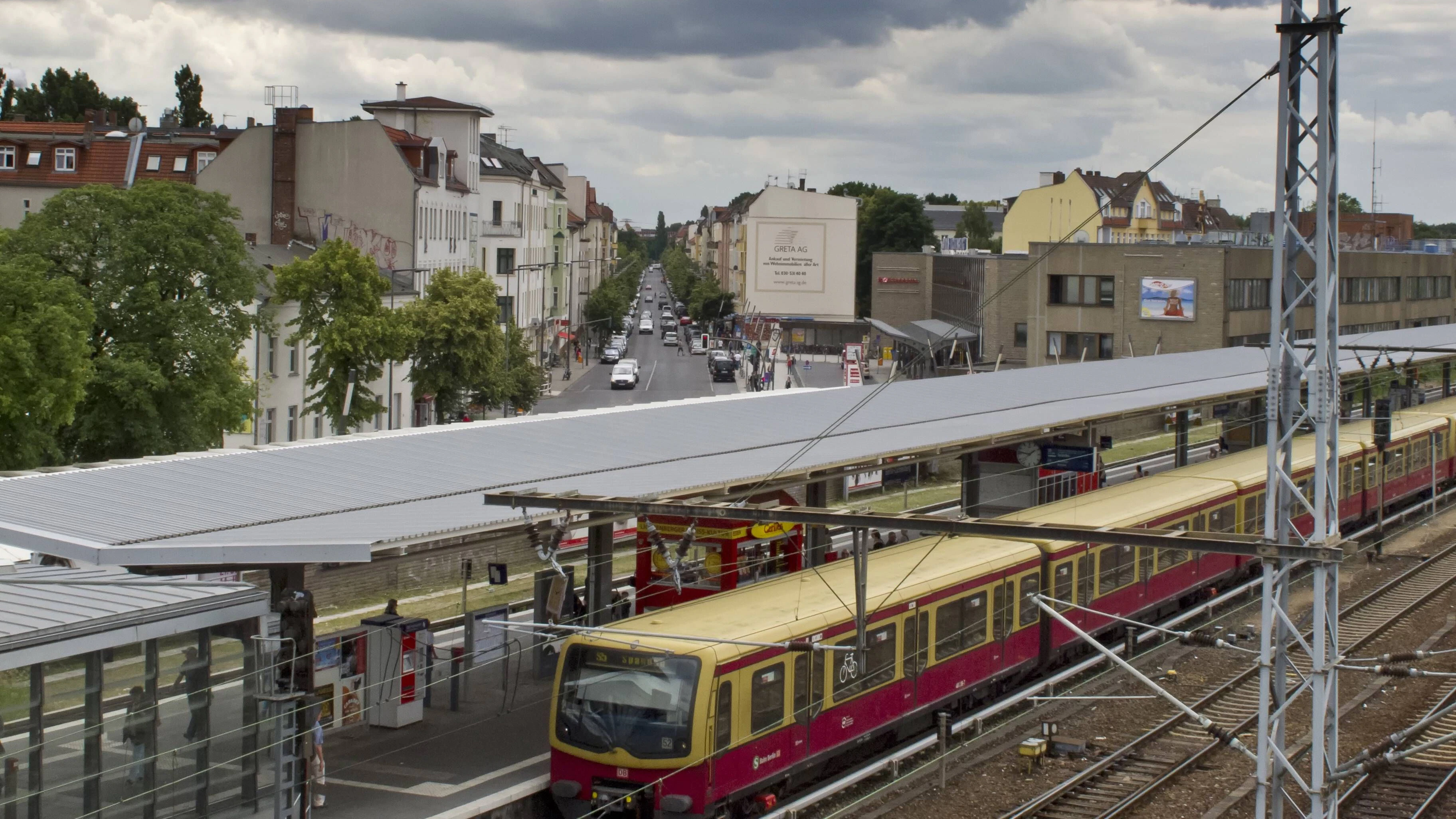 Das Milieuschutzgebiet Weitlingstraße erstreckt sich zwischen dem Bahnhof Lichtenberg, der Frankfurter Allee, der Lincoln- und der Fischerstraße.