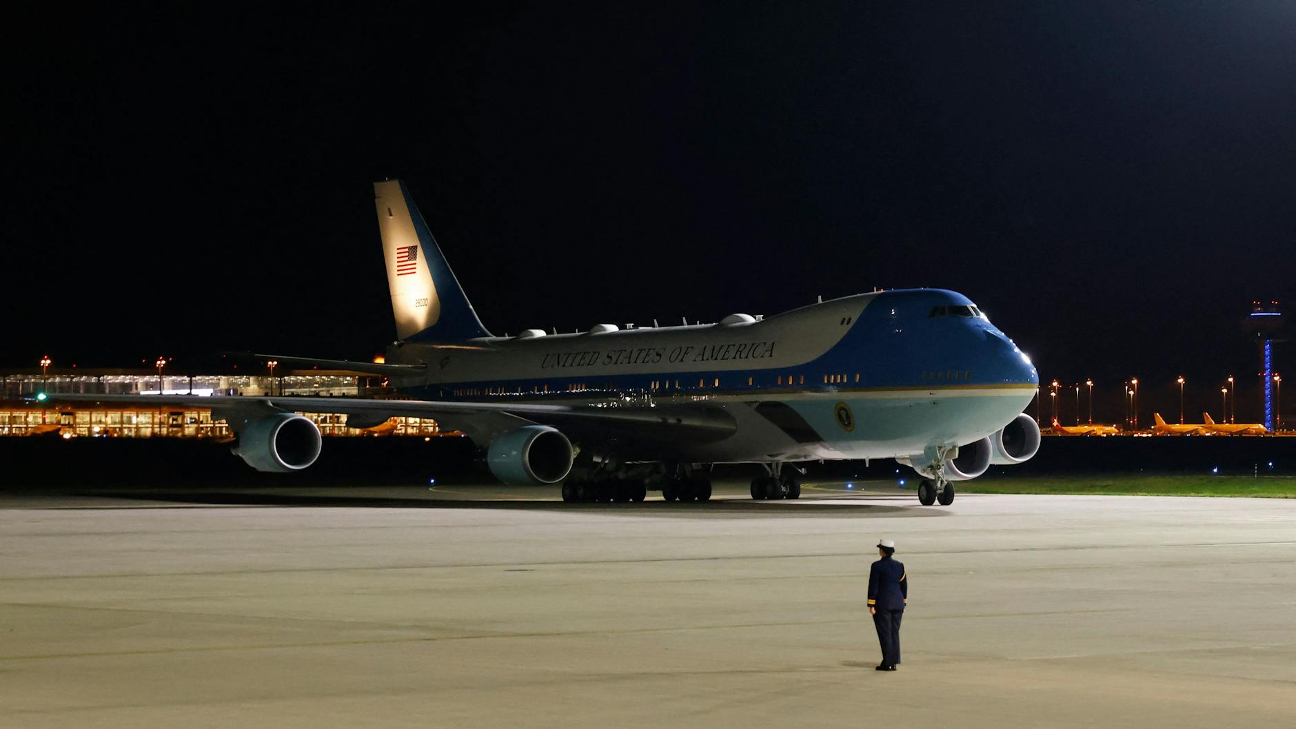 Am Abend landete die Air Force One von US-Präsident Joe Biden am Flughafen BER.