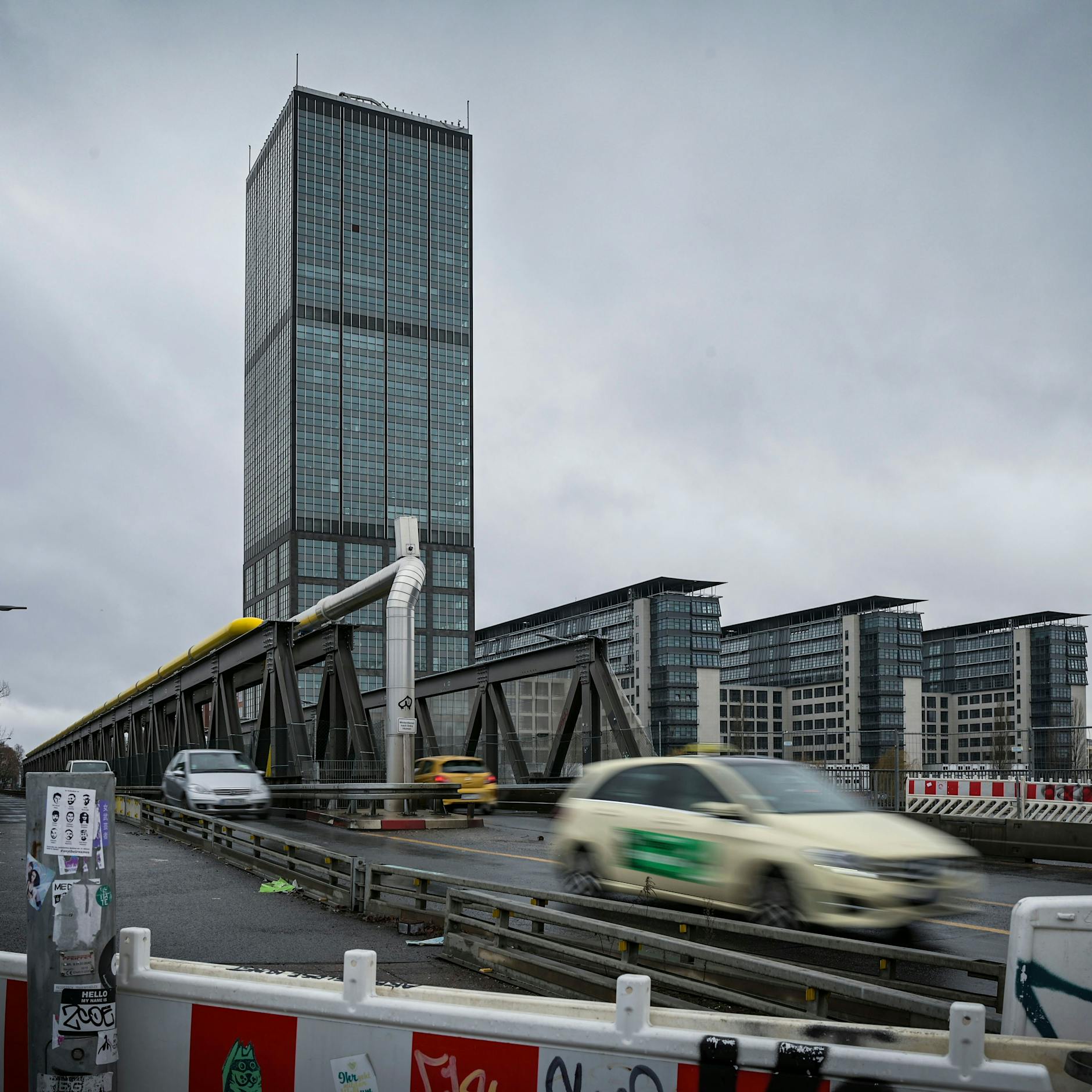 A100-Rabatz in Friedrichshain-Kreuzberg! Wutsturm der Bezirkspolitiker