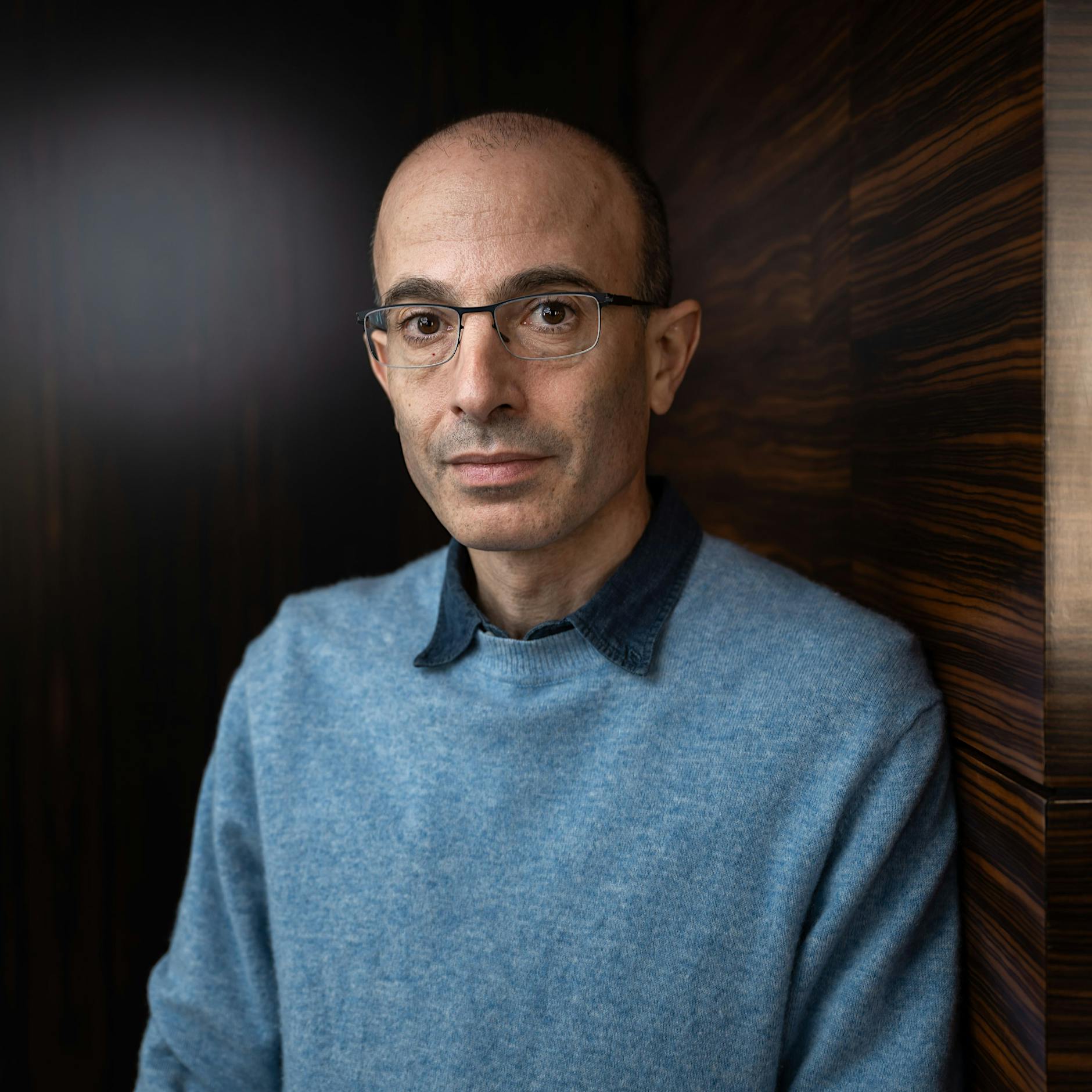 Yuval Noah Harari: „Die KI ist kein einzelner Supercomputer, sondern eine völlig neue Spezies“