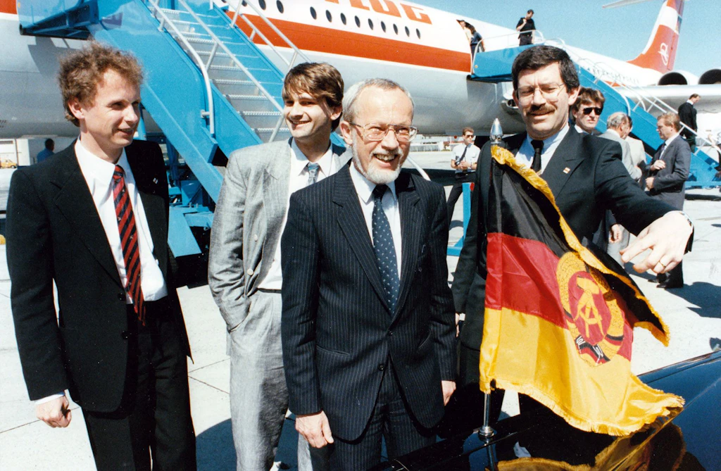 Arroganz, Distanz, Ignoranz: Das fing nicht gut an mit der deutschen Einheit