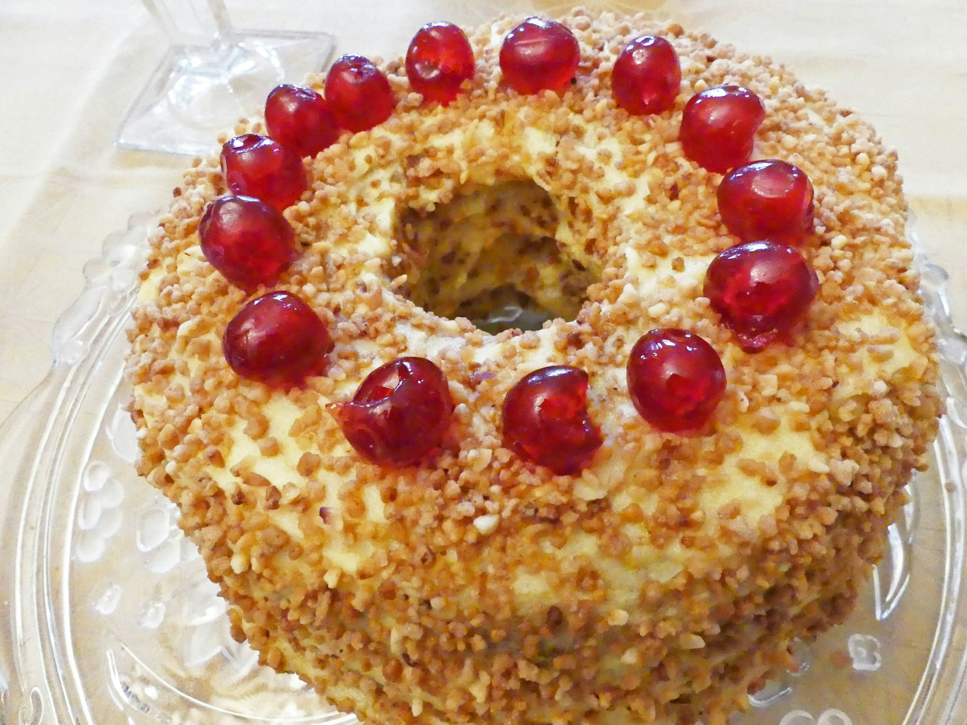 Ein Frankfurter Kranz ist DAS Schmuckstück auf jeder Kaffeetafel. Sie werden unser Rezept lieben!