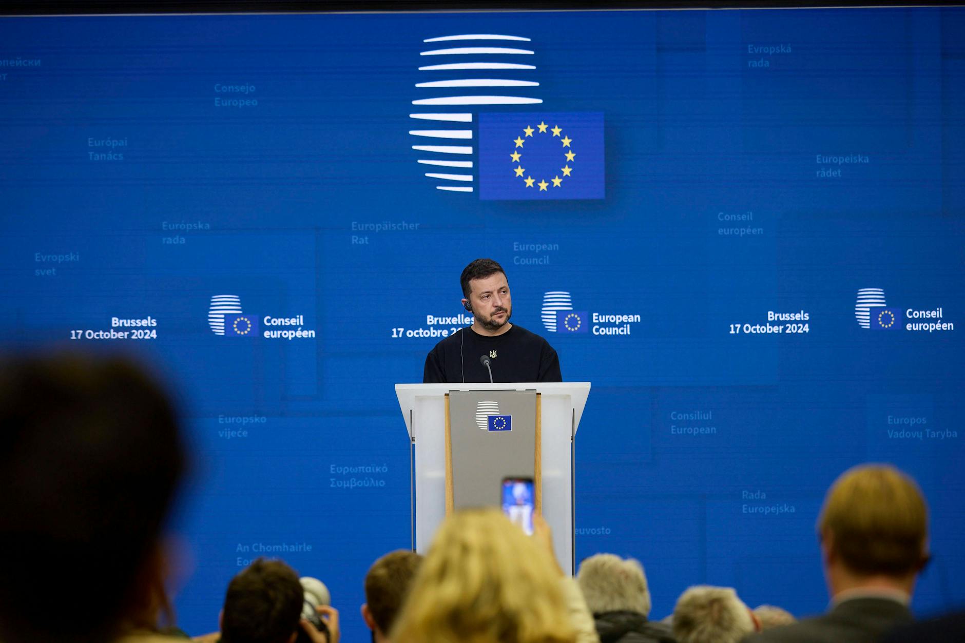 Der ukrainische Präsident Wolodymyr Selenskyj auf dem EU-Gipfel in Brüssel