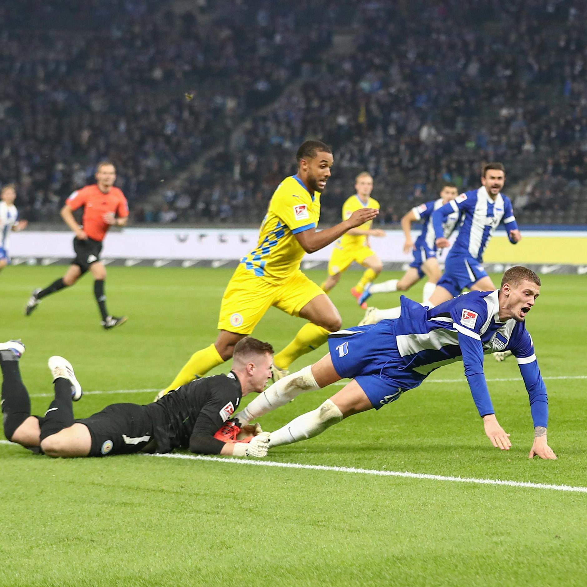 Hertha-Elfer: Vier VAR-Minuten, die die Fußballfreude kaputt sezieren