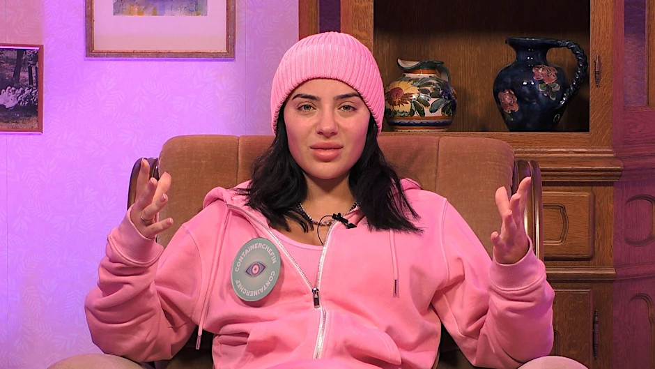 Leyla Lahouar platzt wegen Elena Miras bei „Promi Big Brother“ der Kragen.