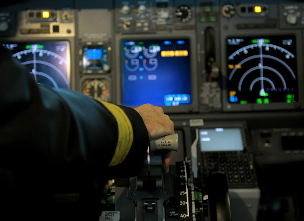 Pilot erklärt: Kann ein normaler Passagier eigentlich ein Flugzeug landen?
