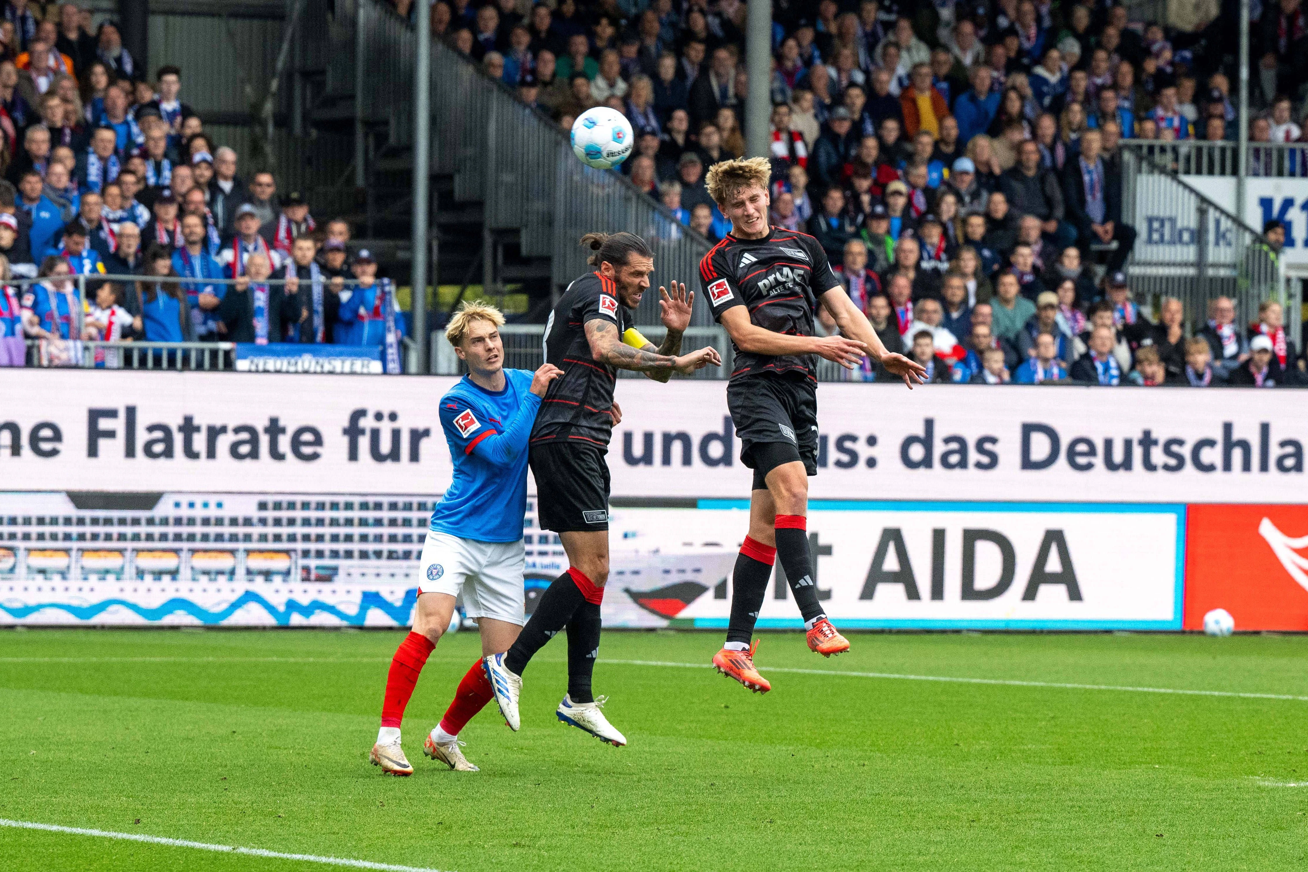 Aljoscha Kemlein (20) köpft den 1. FC Union in Kiel in Führung.&nbsp;