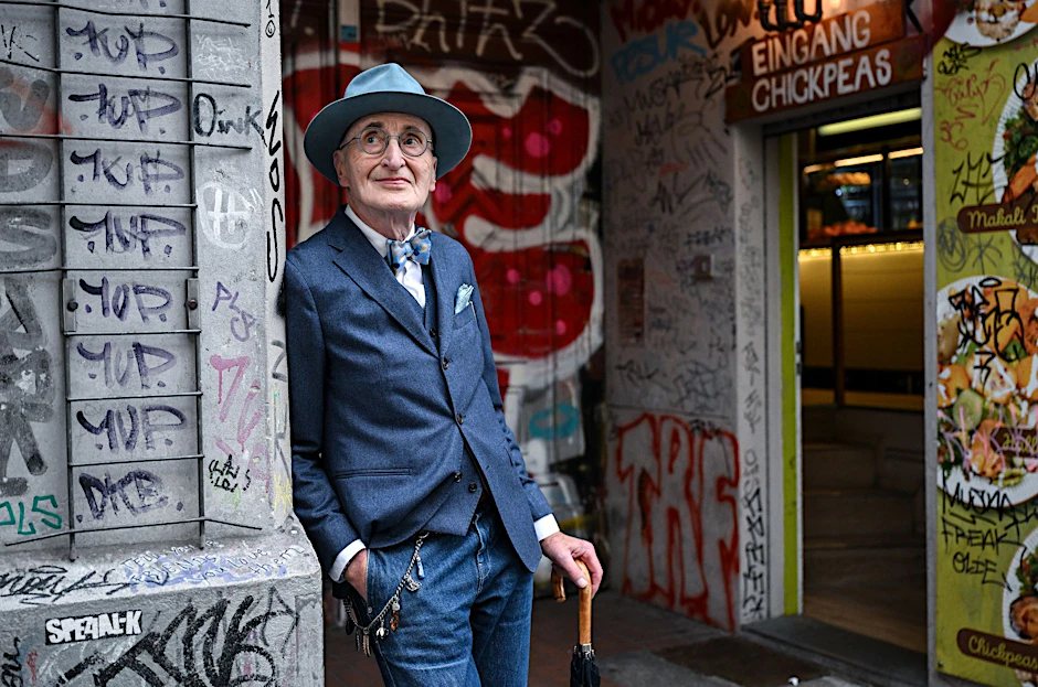 Der 79-jährige Influencer Günther Krabbenhöft hat 300.000 Follower auf der Social-Media-Plattform Instagram. 
