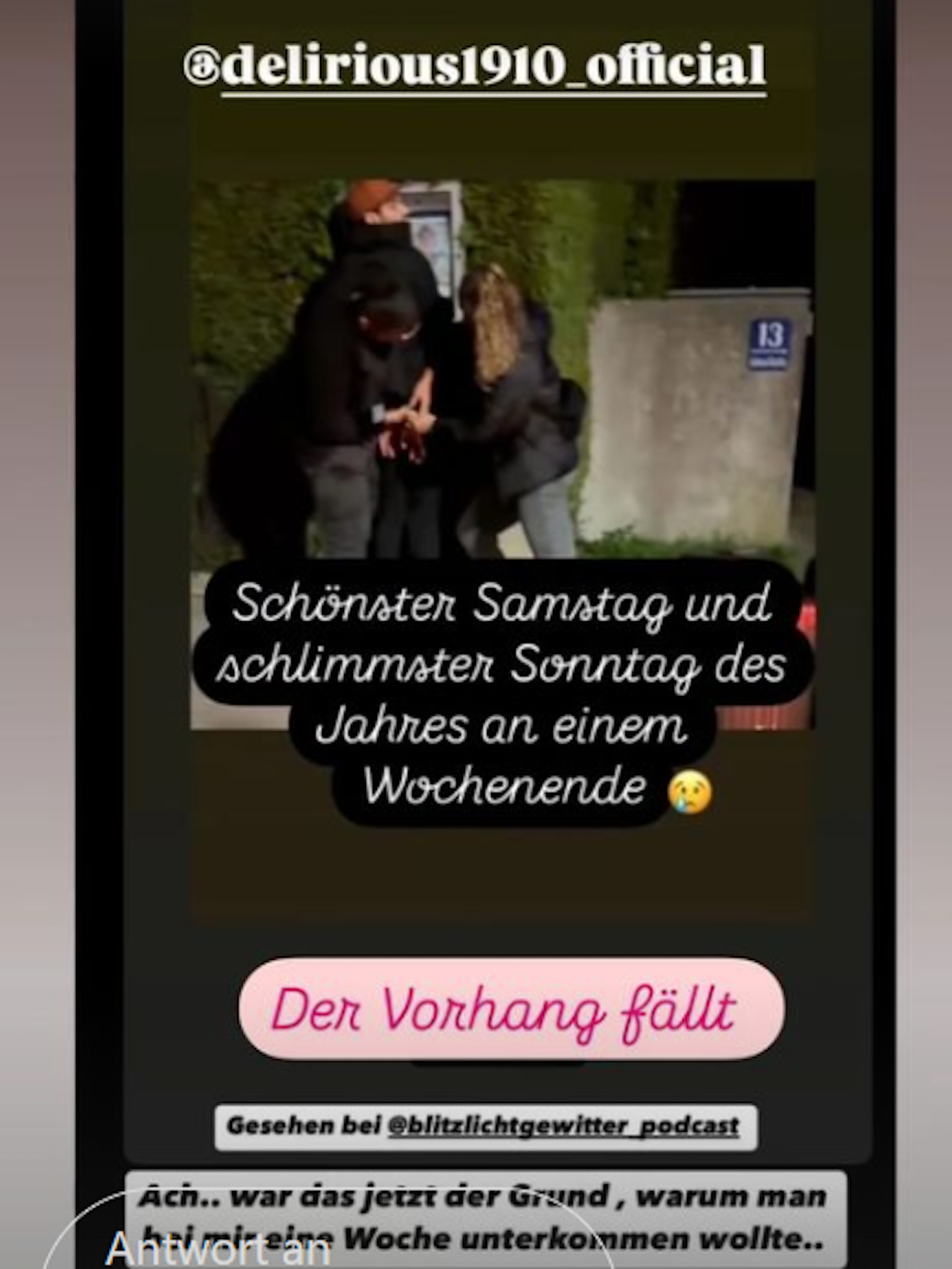Dieses Foto wurde zuerst von Delia Grösch gepostet, dann von Angie Teubner kommentiert und von Delia mit einem weiteren Kommentar gerepostet.