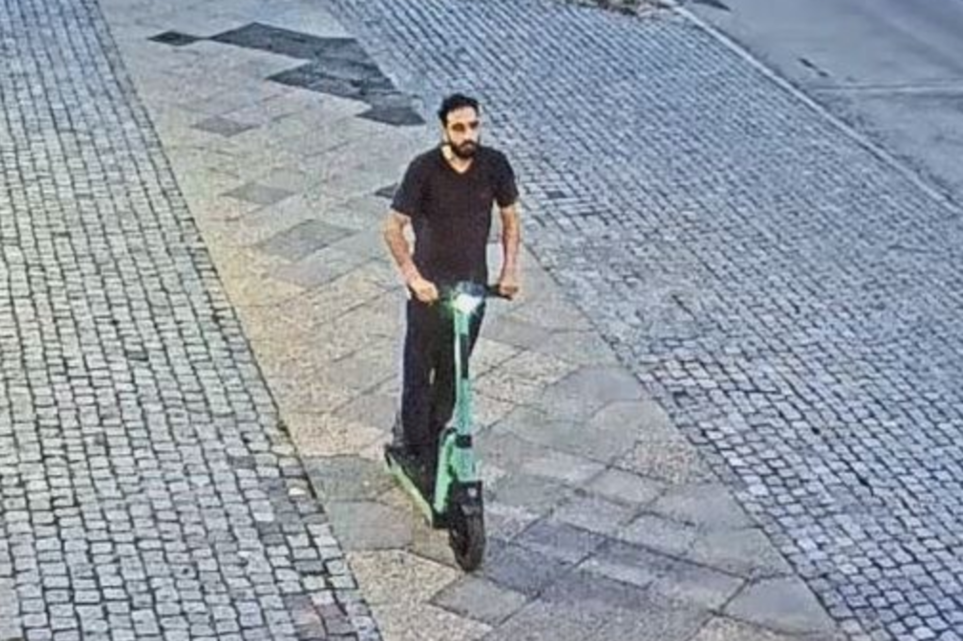 Wer kann Angaben zur Identität des Tatverdächtigen machen?