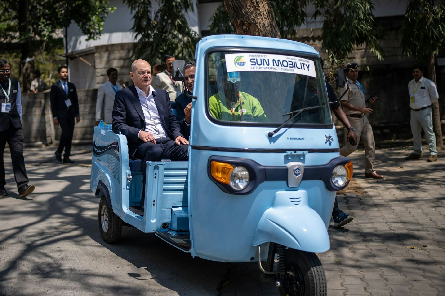 Deutschland und Indien wollen ihre Wirtschaftskooperation ausbauen: Bundeskanzler Olaf Scholz bei seiner letzten Indien-Visite im Februar 2023