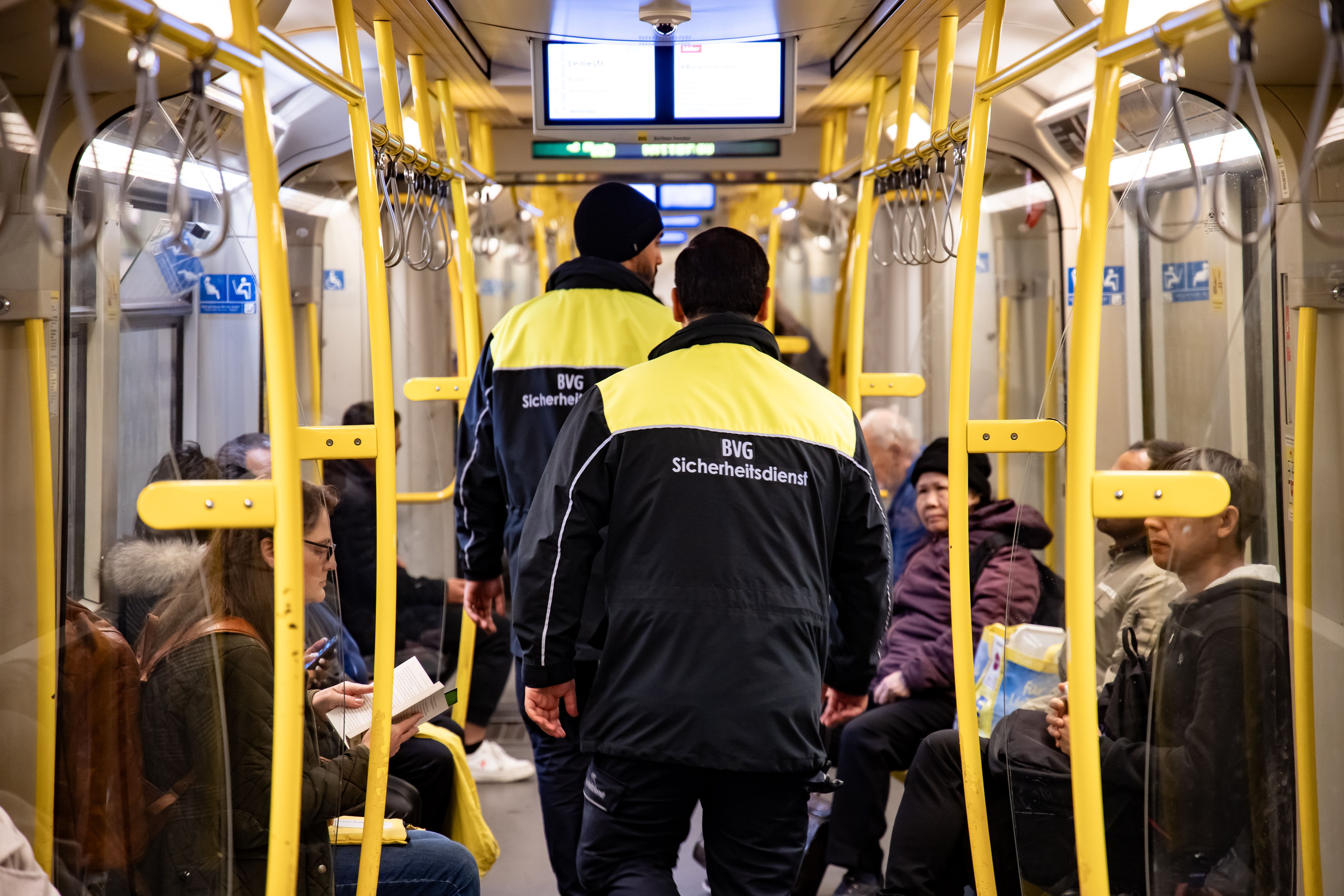 Sozialarbeiter: „Personen, die sonst an der U8 waren, tauchen an der Schlossstraße in Steglitz auf“