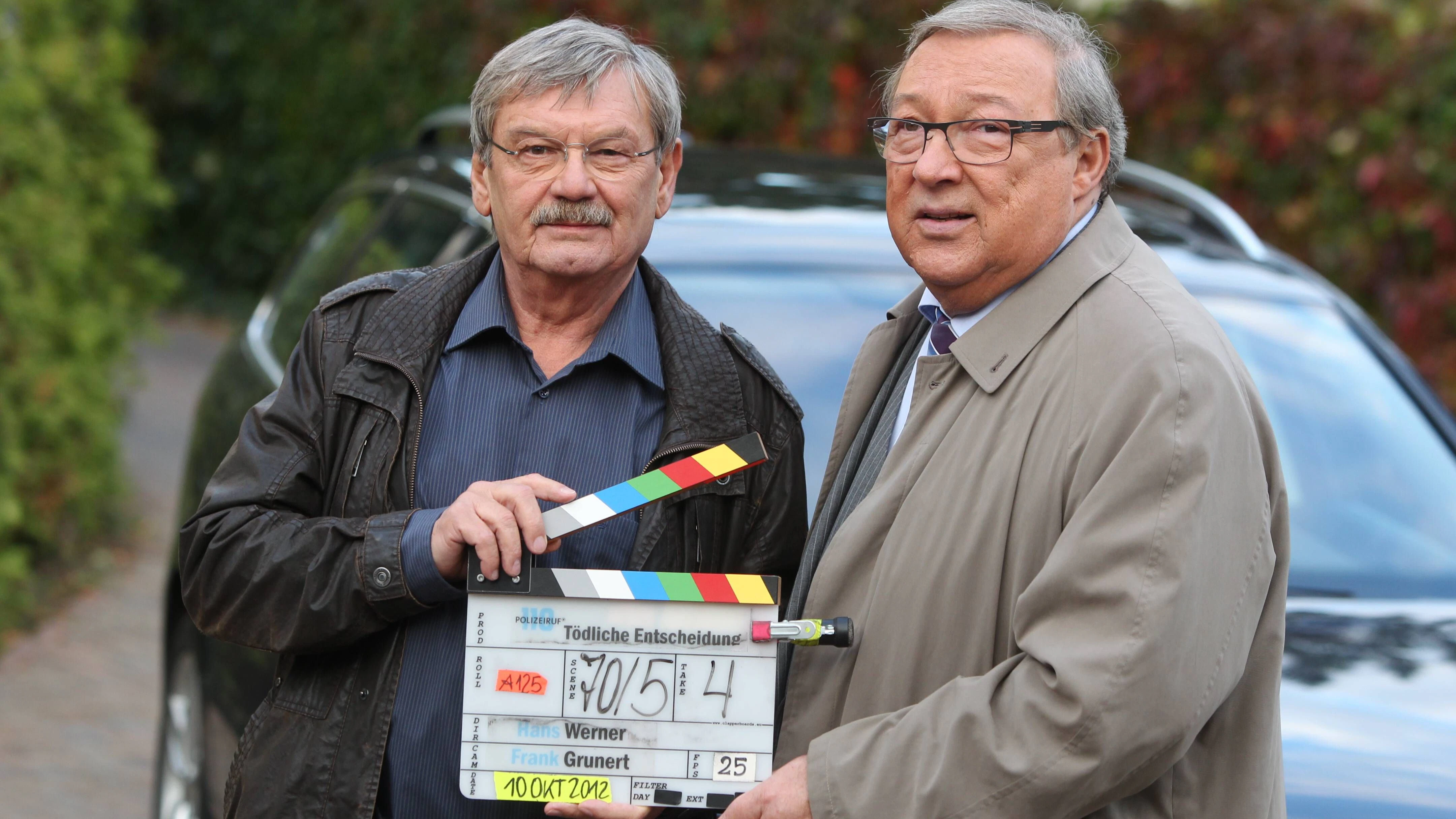 Jaecki Schwarz (r.) und Wolfgang Winkler als Kommissare Schmücke und Schneider bei ihrem letzten „Polizeiruf“-Dreh