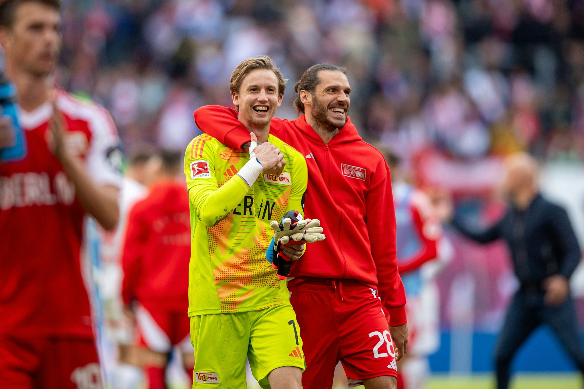 Wurde bei Eintracht Frankfurt nicht glücklich, aber hat dafür umso mehr beim 1. FC Union zu lachen: Torhüter Frederik Rönnow (32).