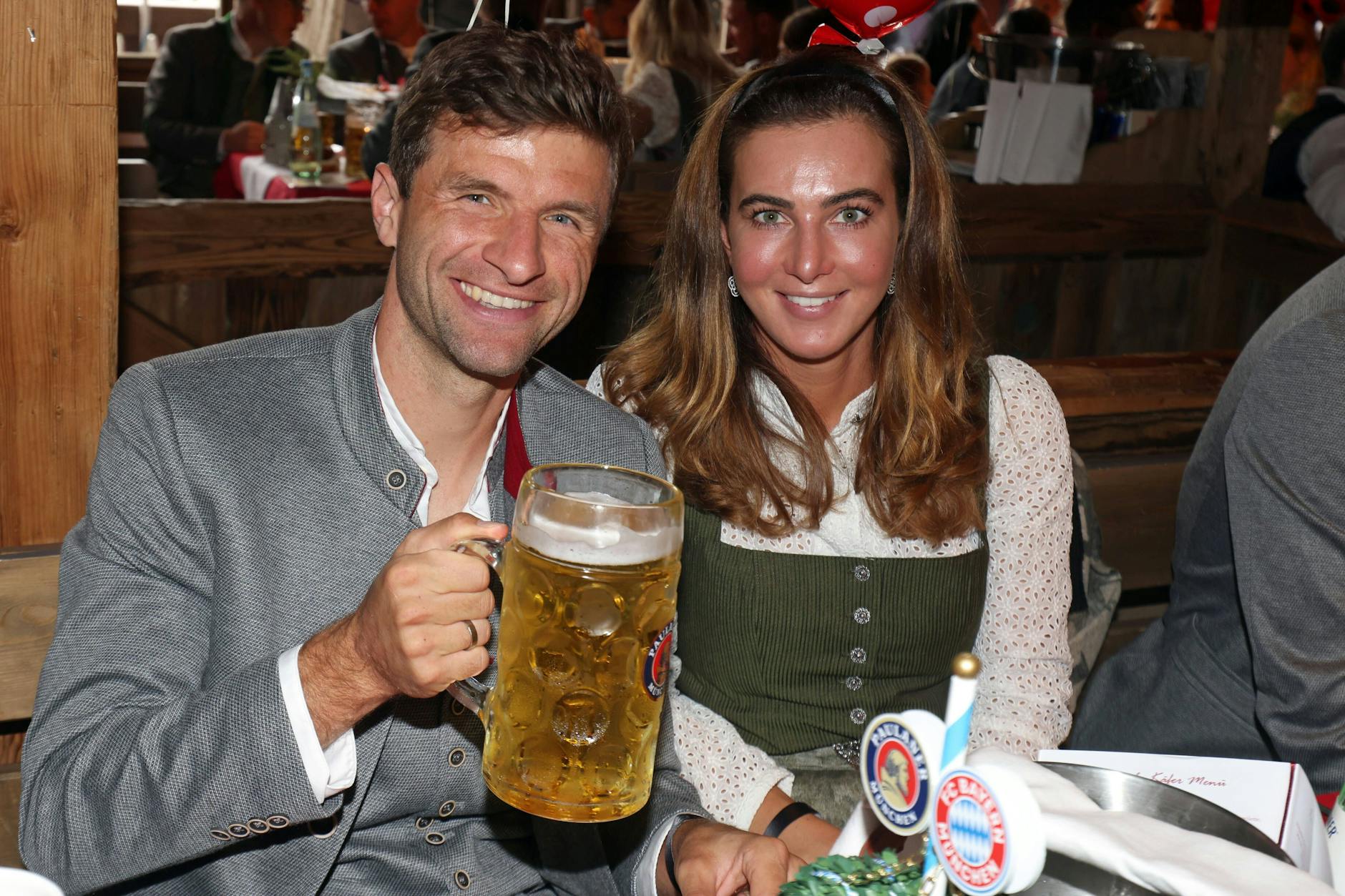 Im Jahr 2022 waren Thomas und Lisa Müller noch gemeinsam beim Oktoberfest