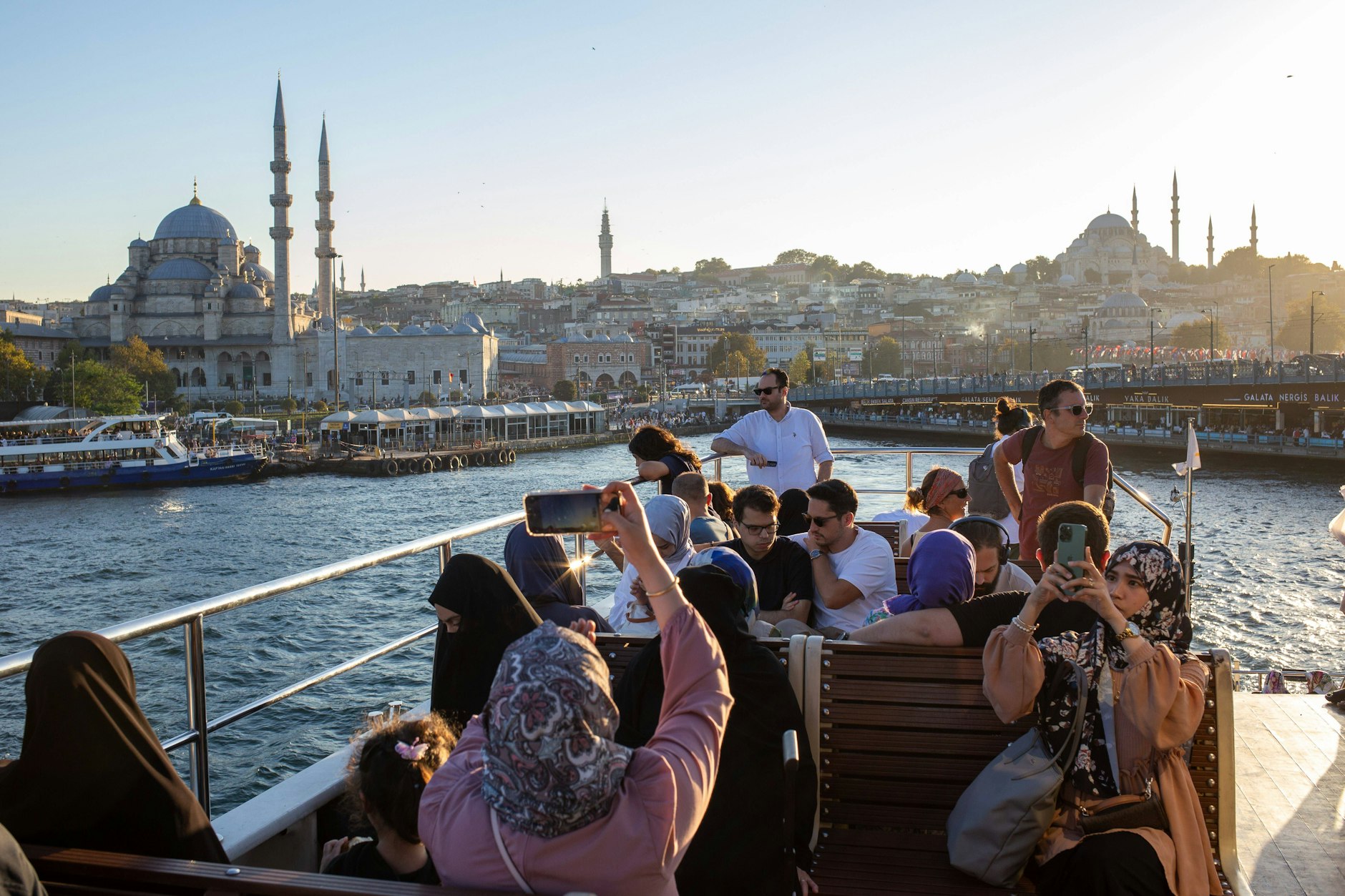 Ein Blick auf Istanbul von der Fähre aus.