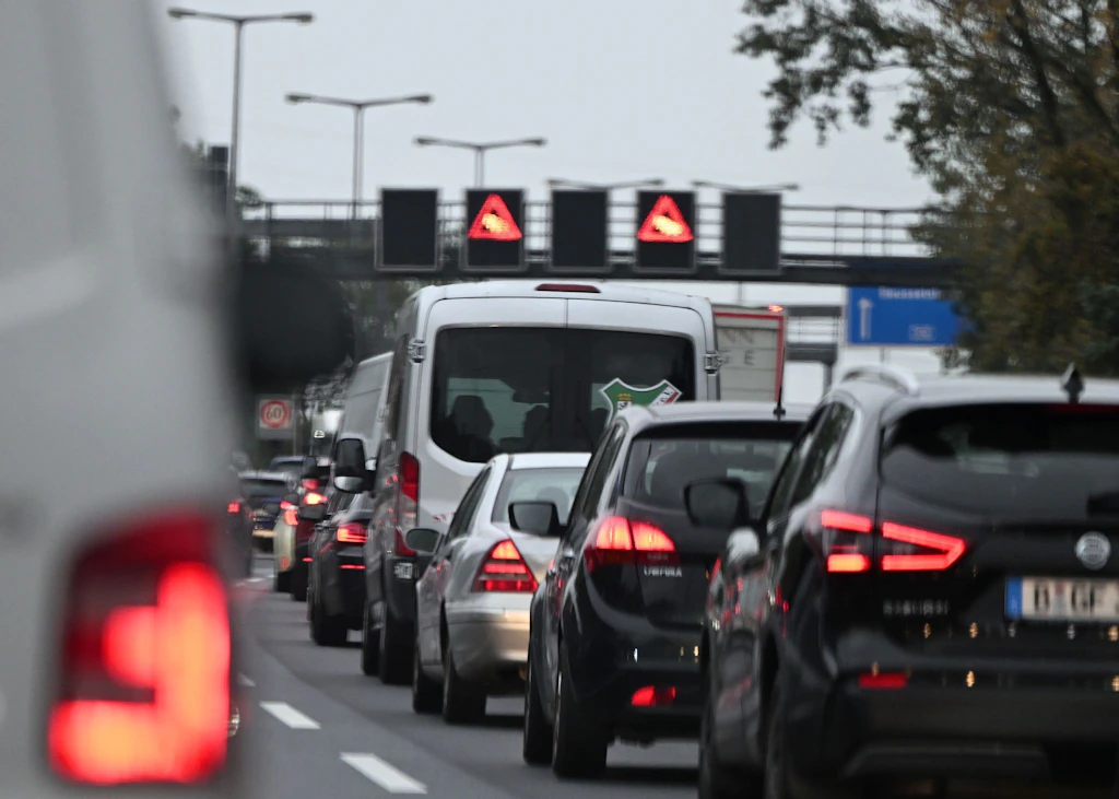 Behinderungen und Baustellen - das kommt am Freitag auf Autofahrer in Berlin zu