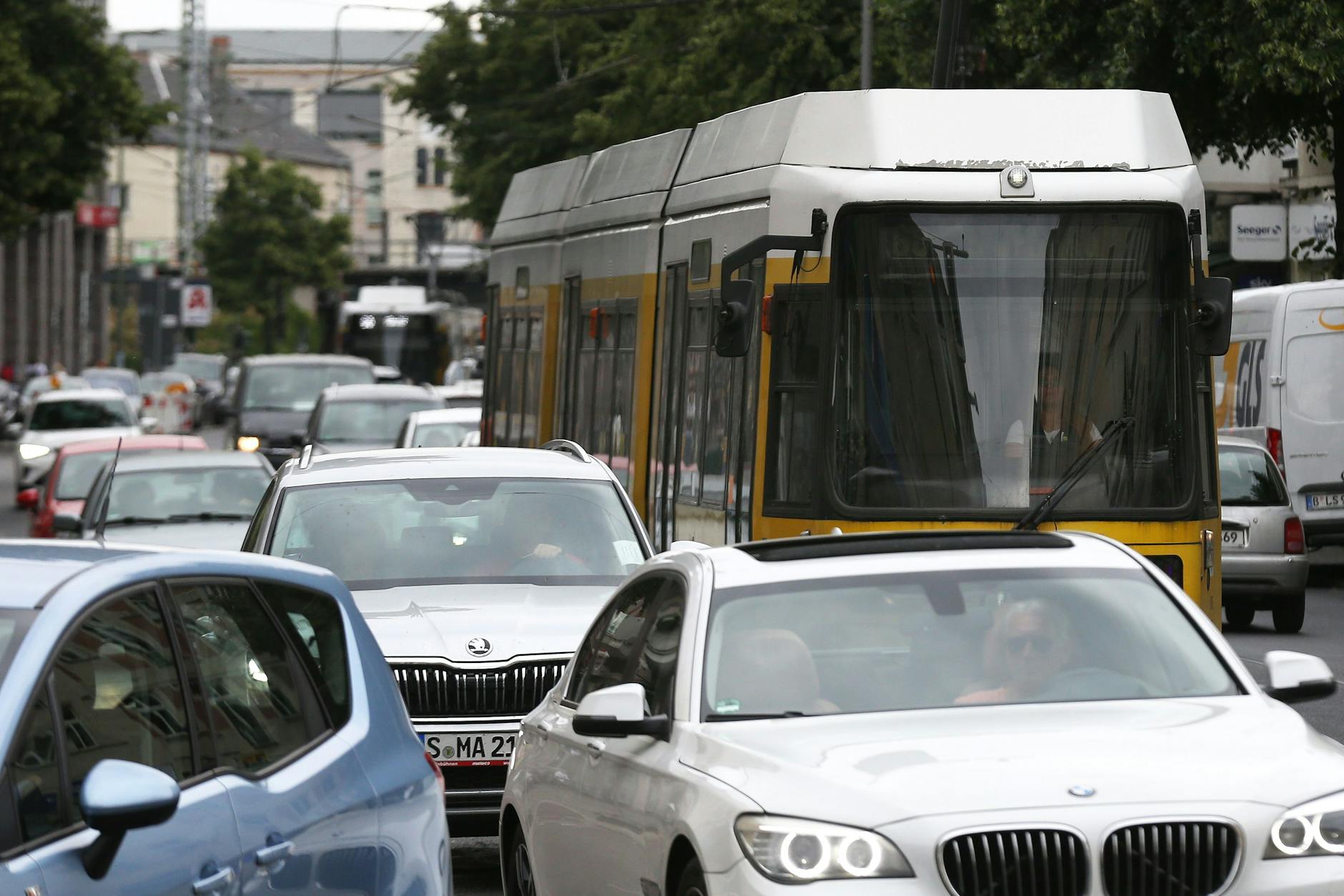 Die Bahnhofstraße in Köpenick ist für den Verkehr ein echtes Problem - jetzt wird sie mal wieder voll gesperrt.