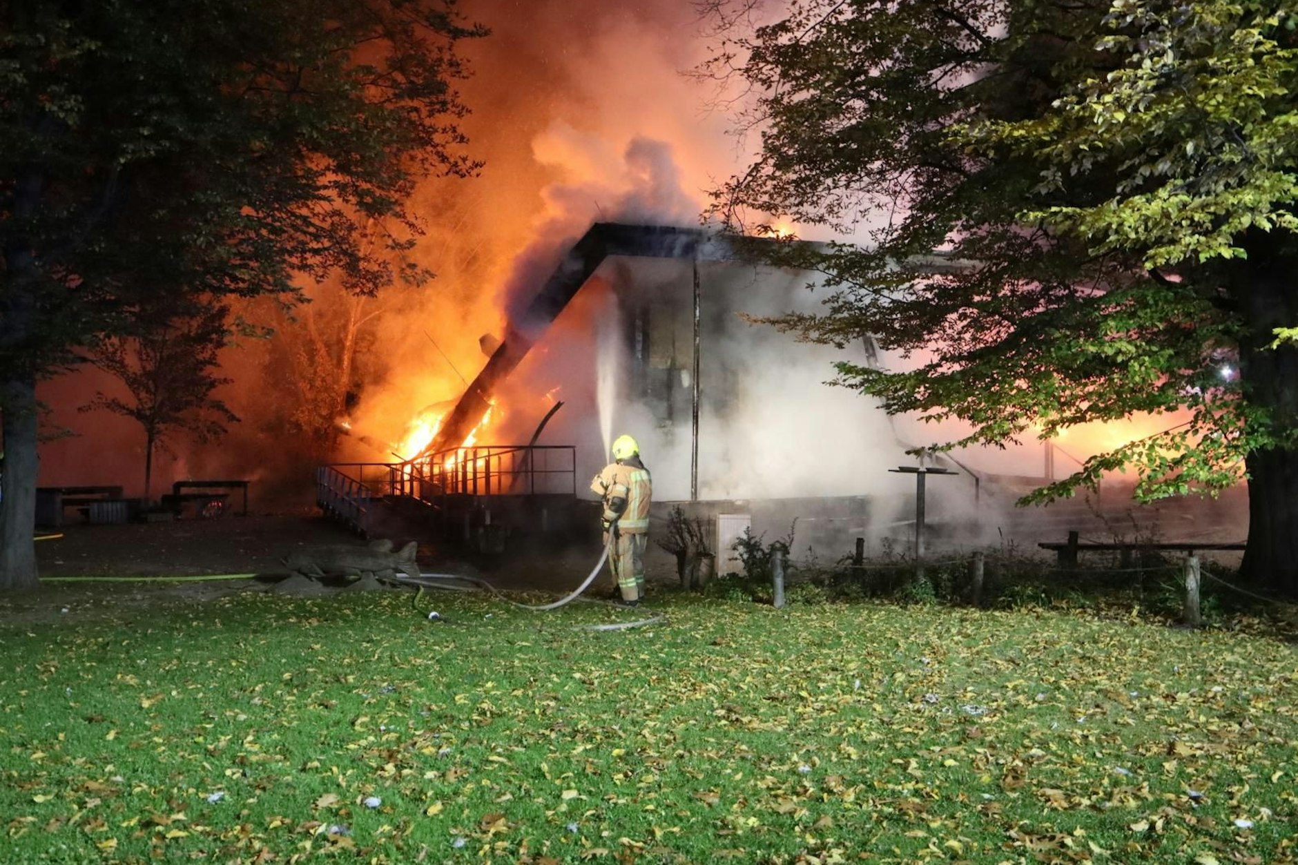 Das Freilandlabor Britz brannte komplett nieder.