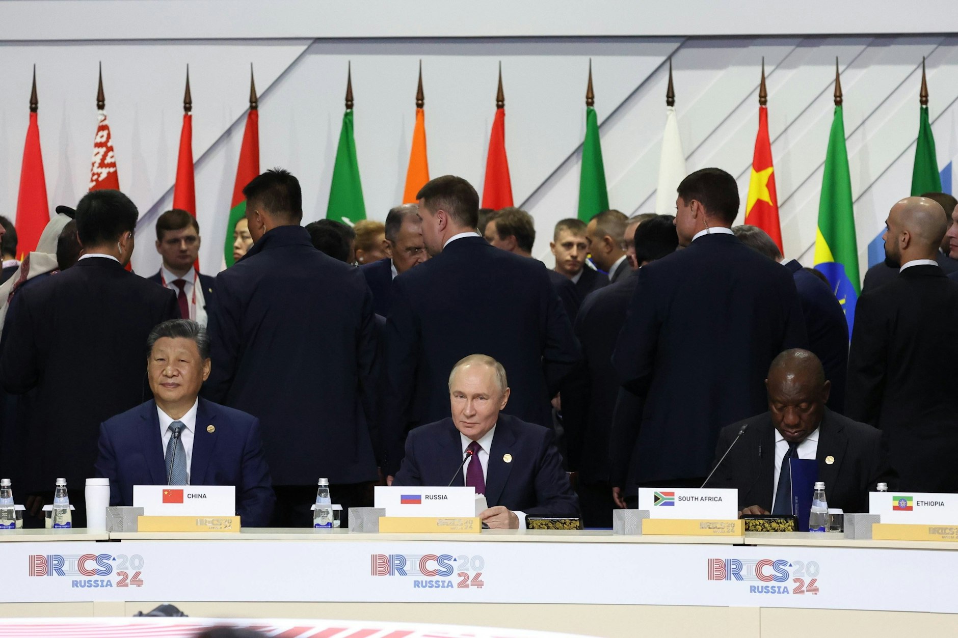 Xi Jinping aus China (von links), Wladimir Putin aus Russland und Cyril Ramaphosa aus Südafrika.