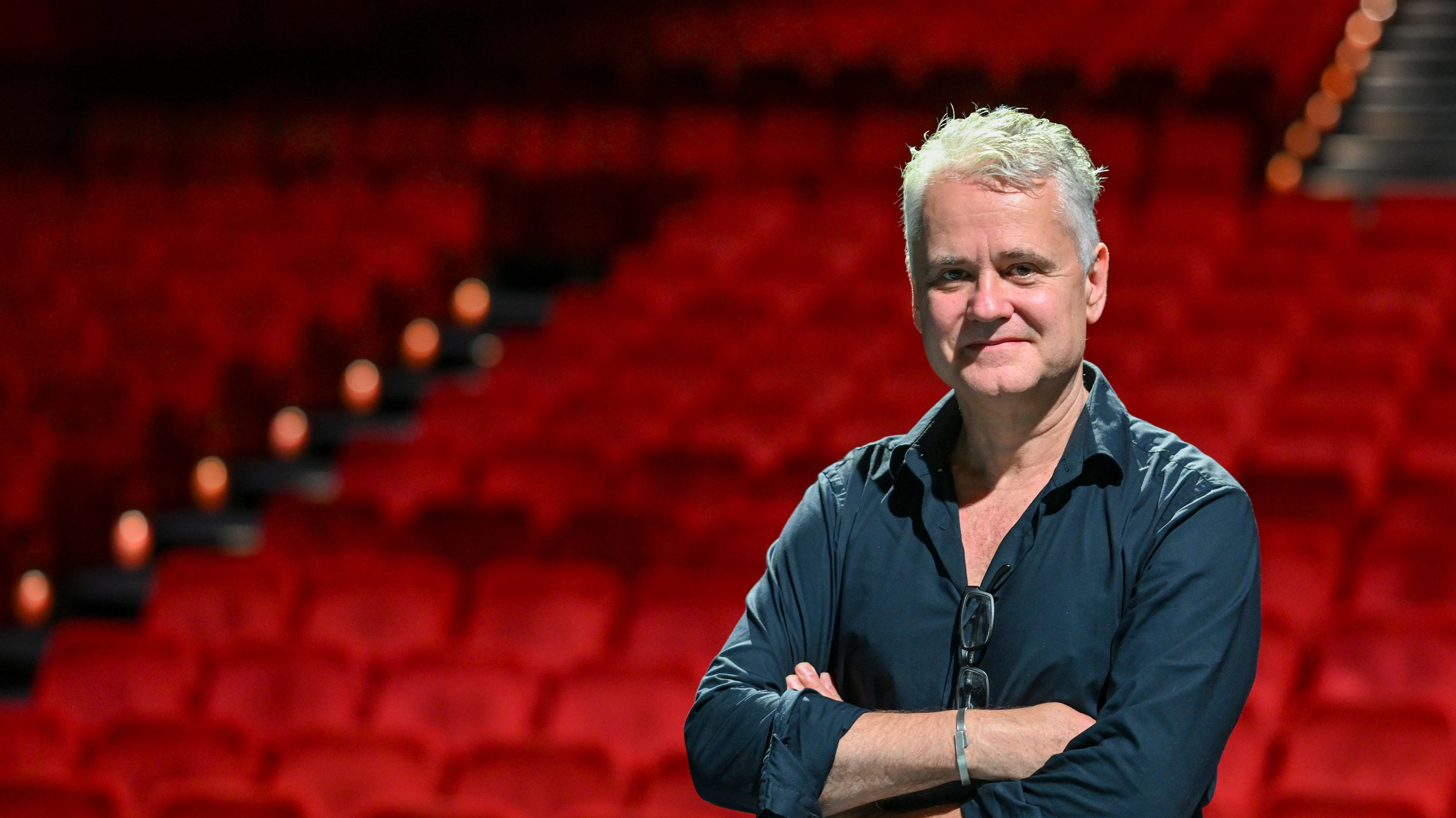 Martin Woelffer, Intendant vom Theater und der Komödie am Kurfürstendamm, steht im Theater am Potsdamer Platz. Jetzt muss er sich wieder eine neue Spielstätte suchen.