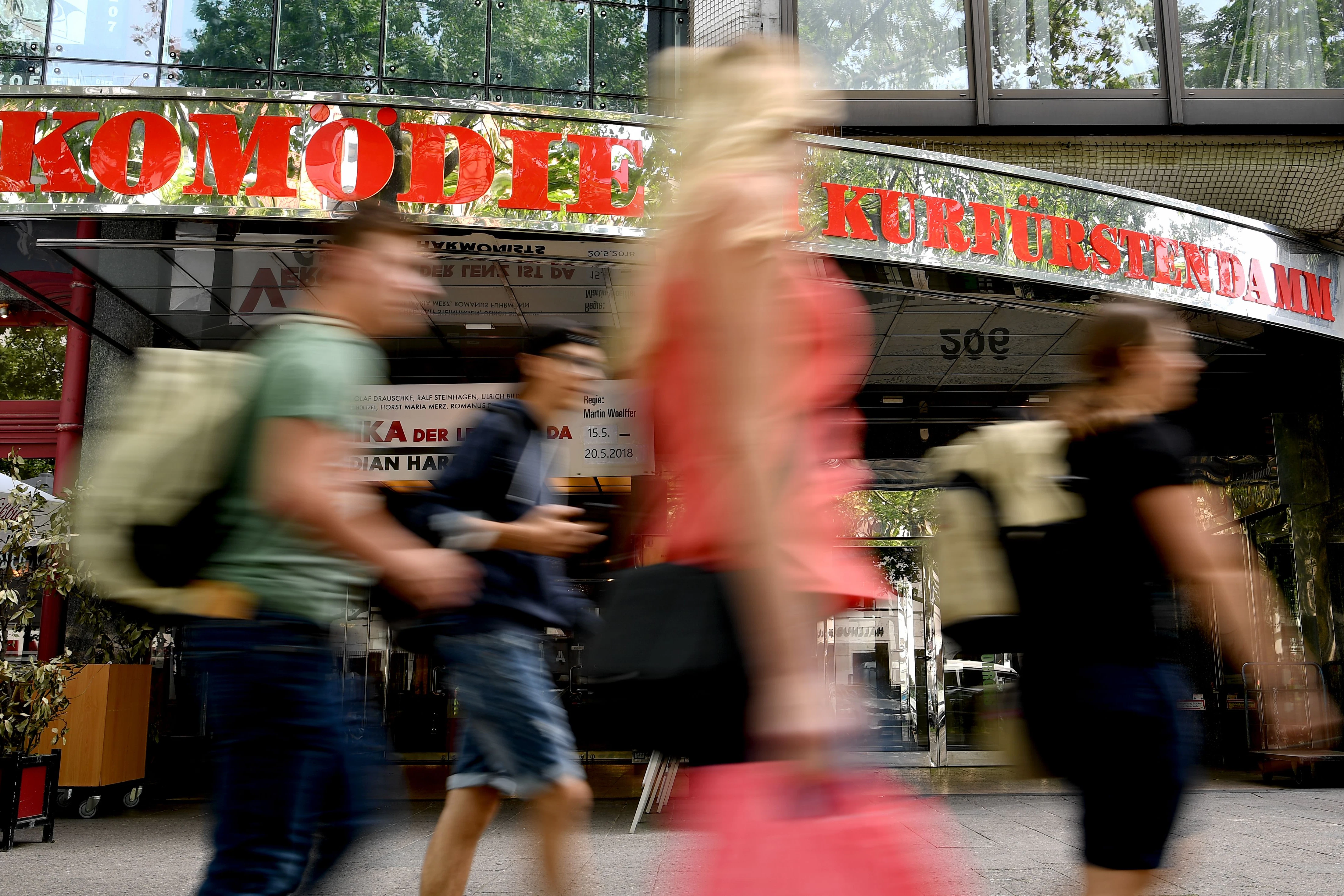 Die Komödie am Kurfürstendamm, das war der legendäre Eingang noch vor Jahren. 2018 wurde das Haus abgerissen.