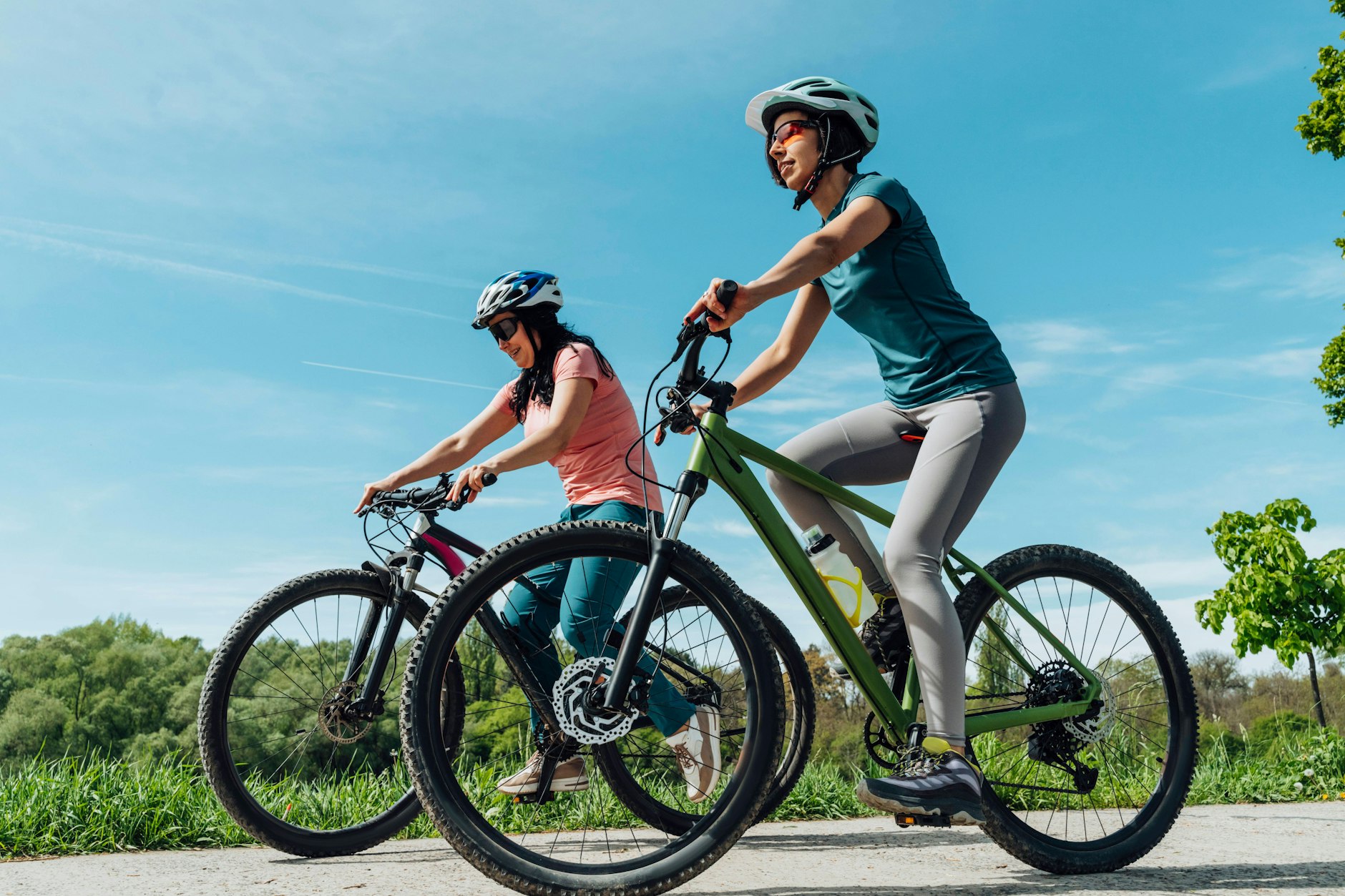 Radtouren durchs Gelände - für welches Sternzeichen ist das ein passendes Hobby?