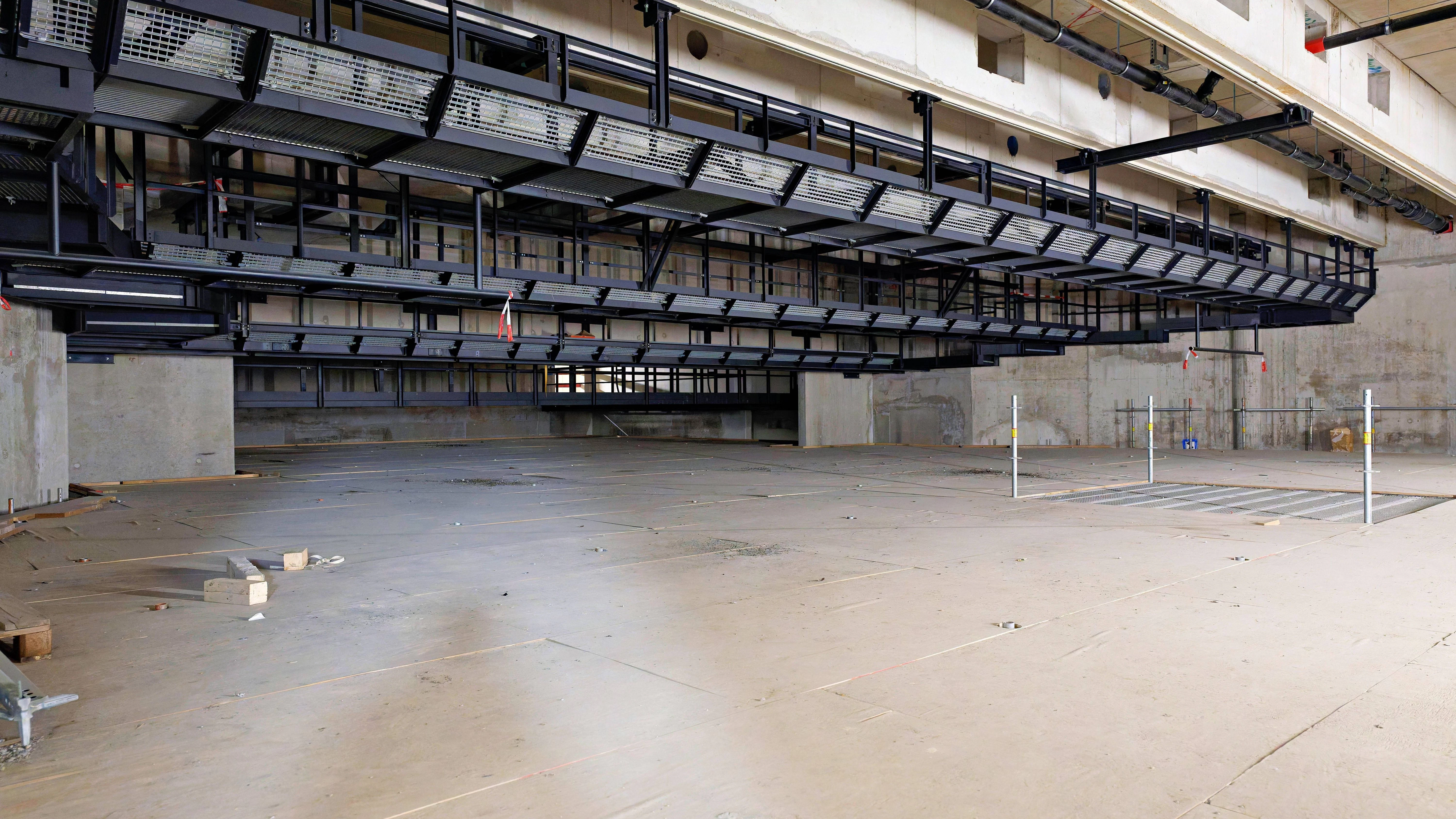 Der neue Spielort der Komödie ist am Kurfürstendamm noch im Bau, soll erst 2016 fertig sein.