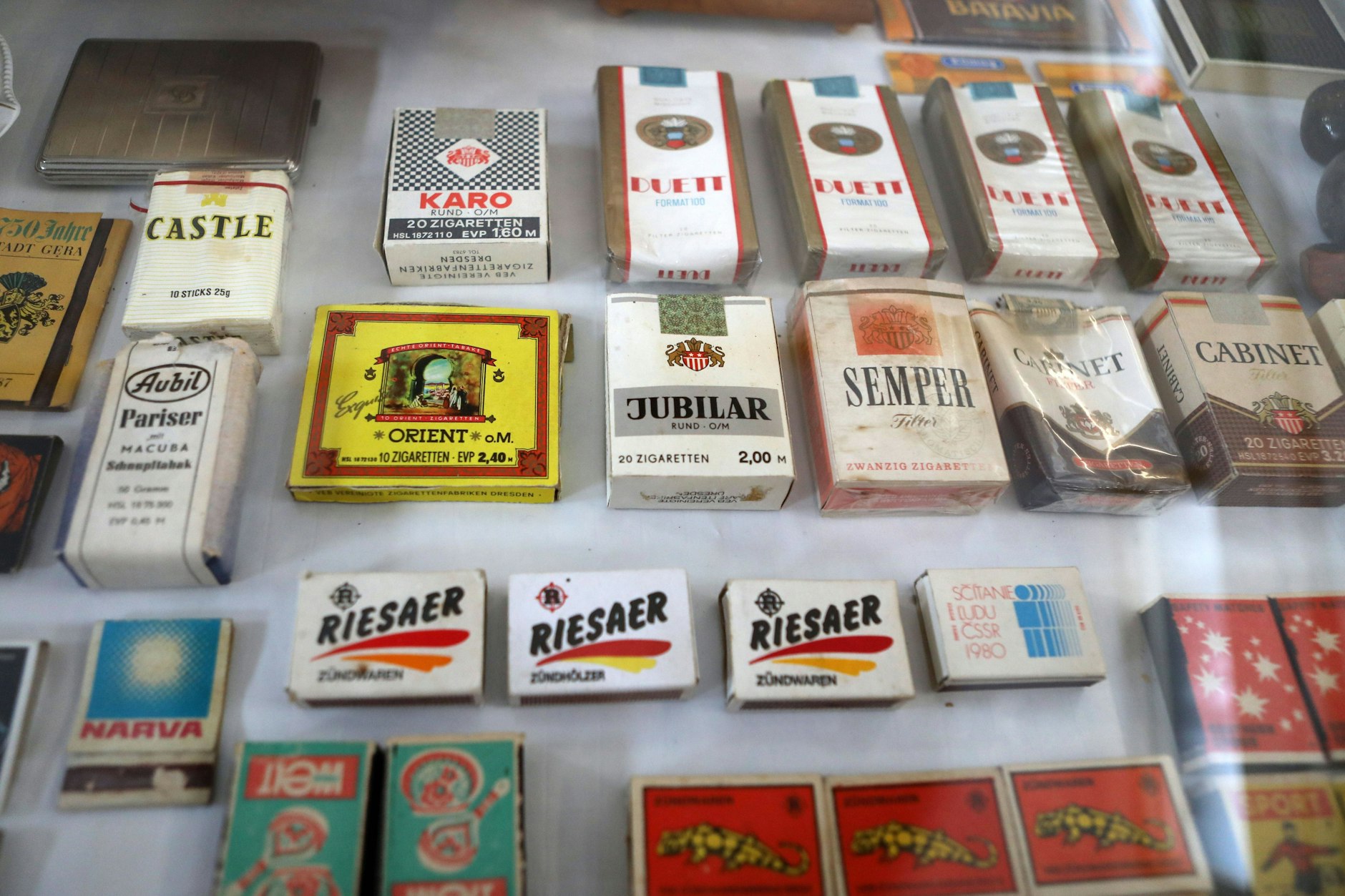 In der DDR gab es ein breites Zigarettenangebot. Doch davon ist nur noch die Marke f6 übrig. Droht auch ihr das Aus?