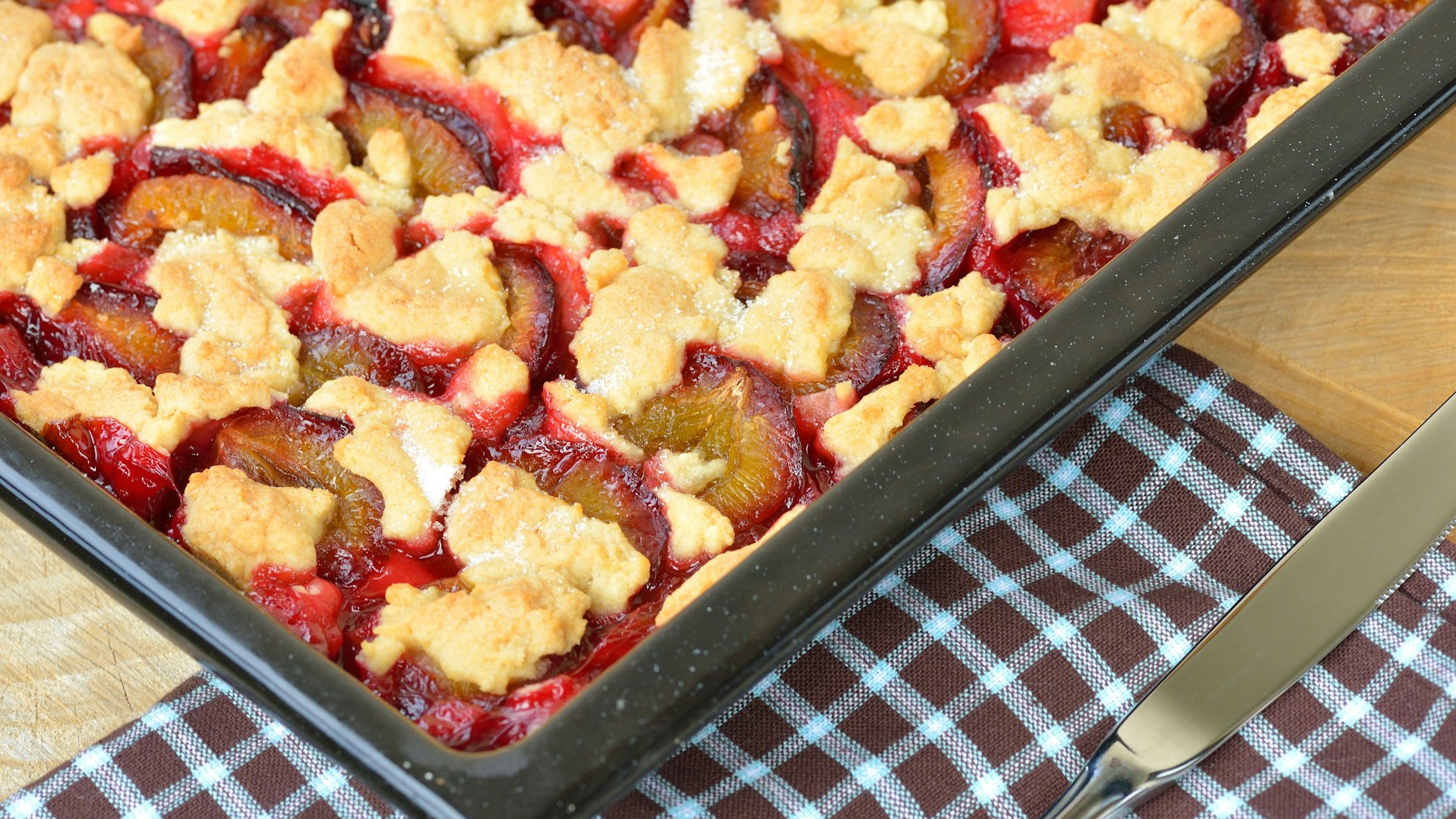 Omas Pflaumenkuchen – total lecker und so leicht zu machen.