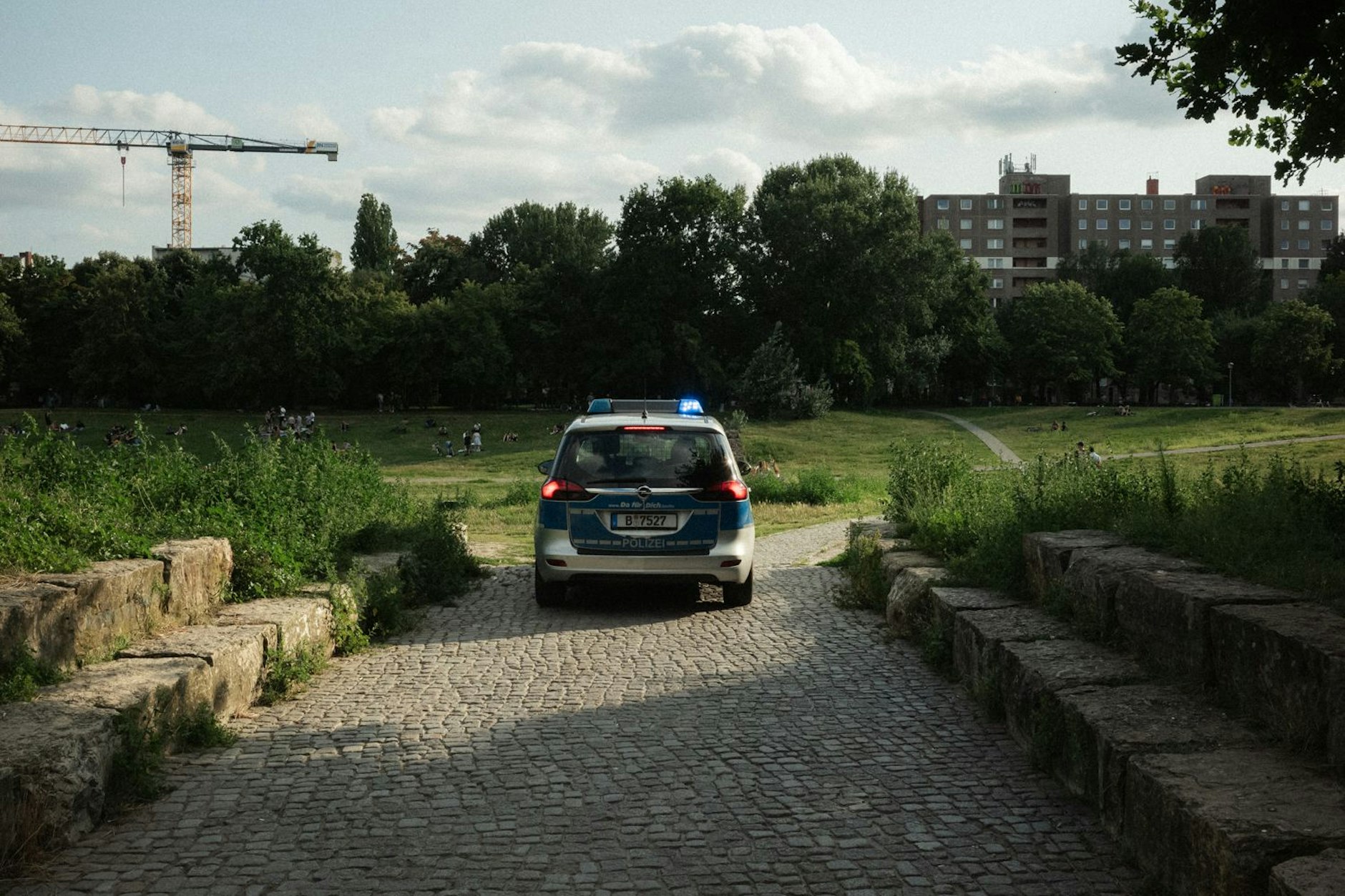 Die Polizei ist täglich im Görlitzer Park und in der Umgebung im Einsatz.