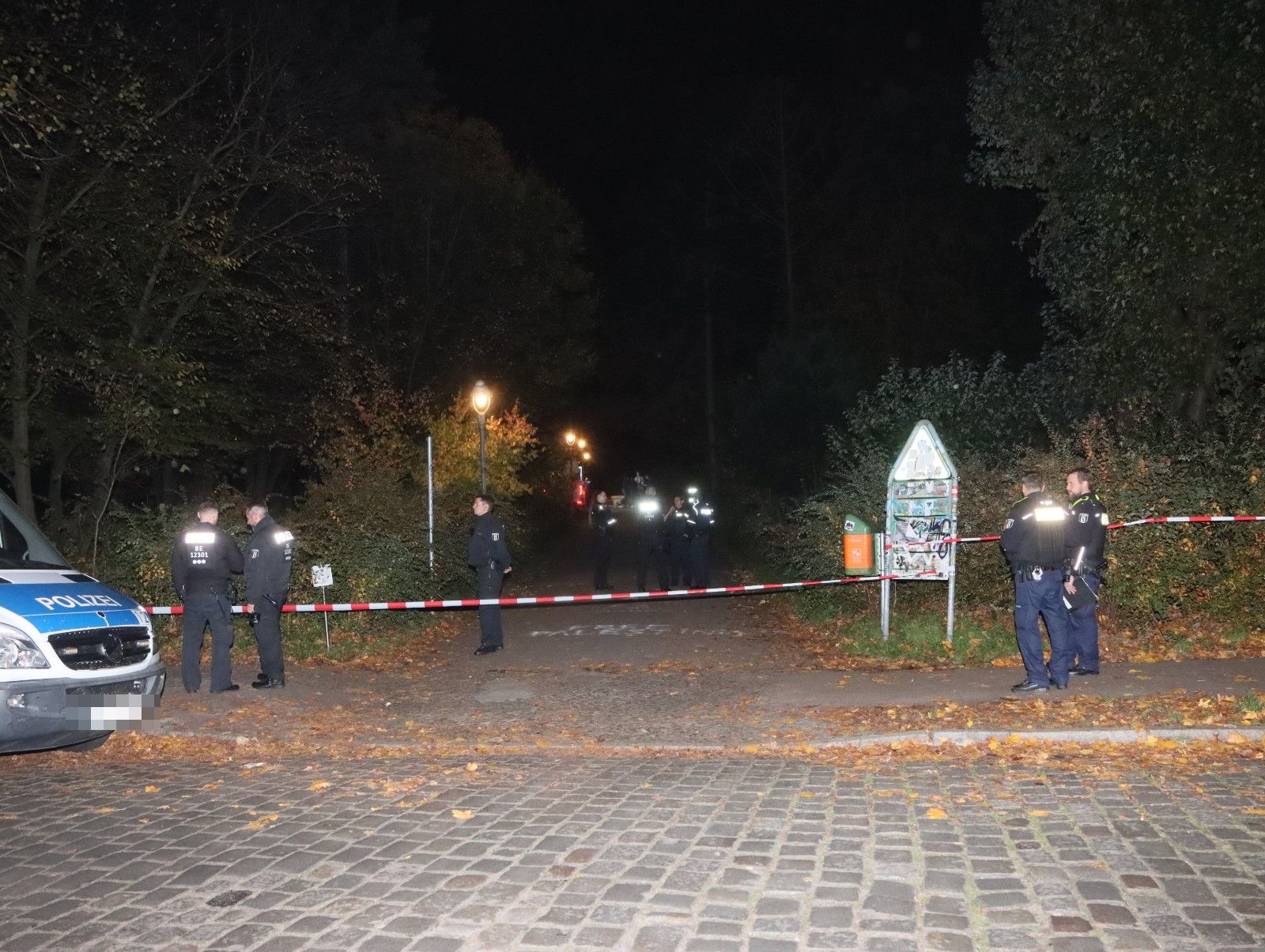 Anschlag in Berlin-Neukölln verhindert? Mann weiter flüchtig – neue Details