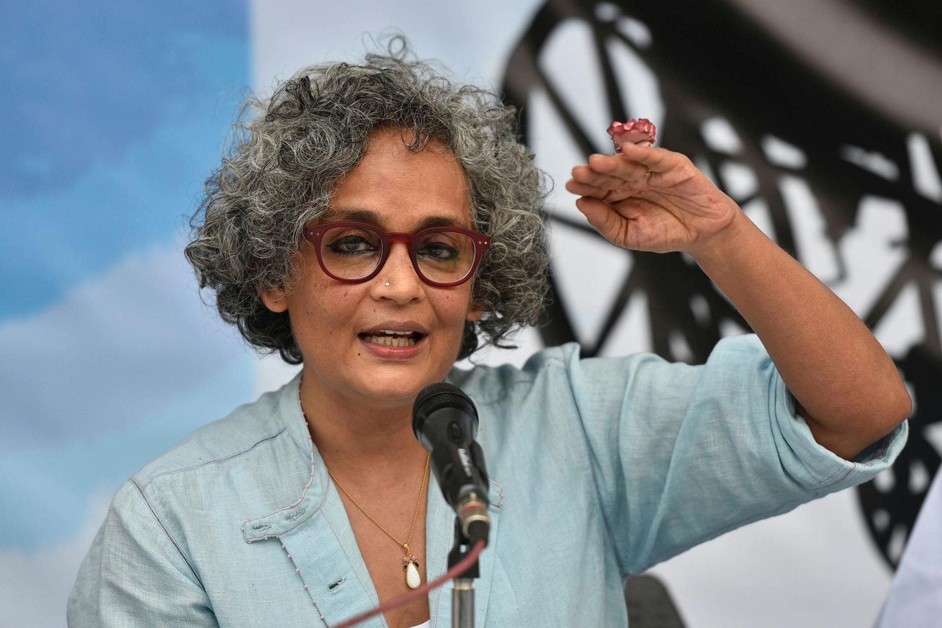 Die Booker-Preisträgerin Arundhati Roy gehört zu den prominenten Unterzeichnern des Aufrufs gegen Israel.
