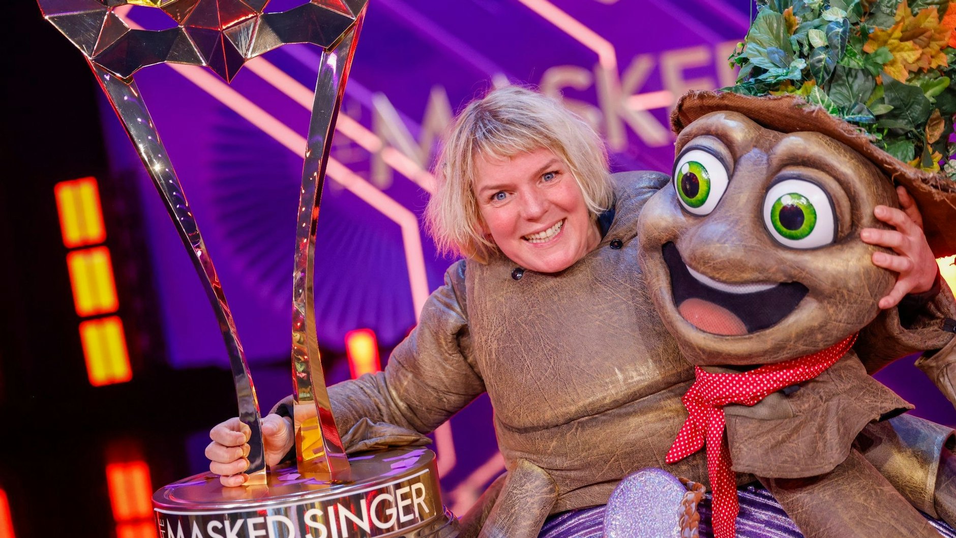 Die Komikerin Mirja Boes gewann als Floh die letzte Staffel von The Masked Singer.