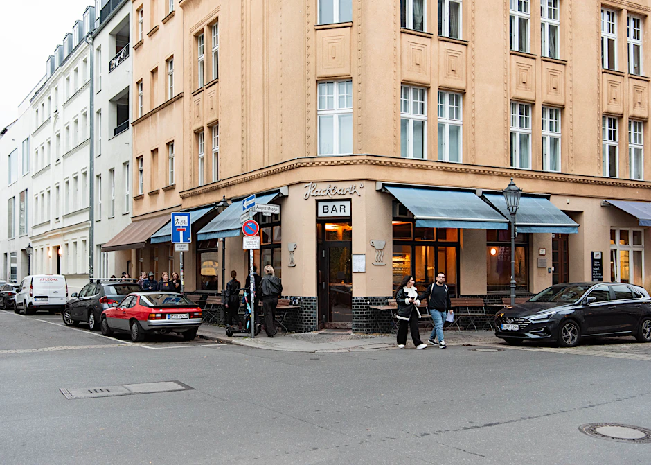 Das Hackbarth’s ist eine echte Institution: Früher gingen hier die Pet Shop Boys und der Sänger von R.E.M. ein und aus.