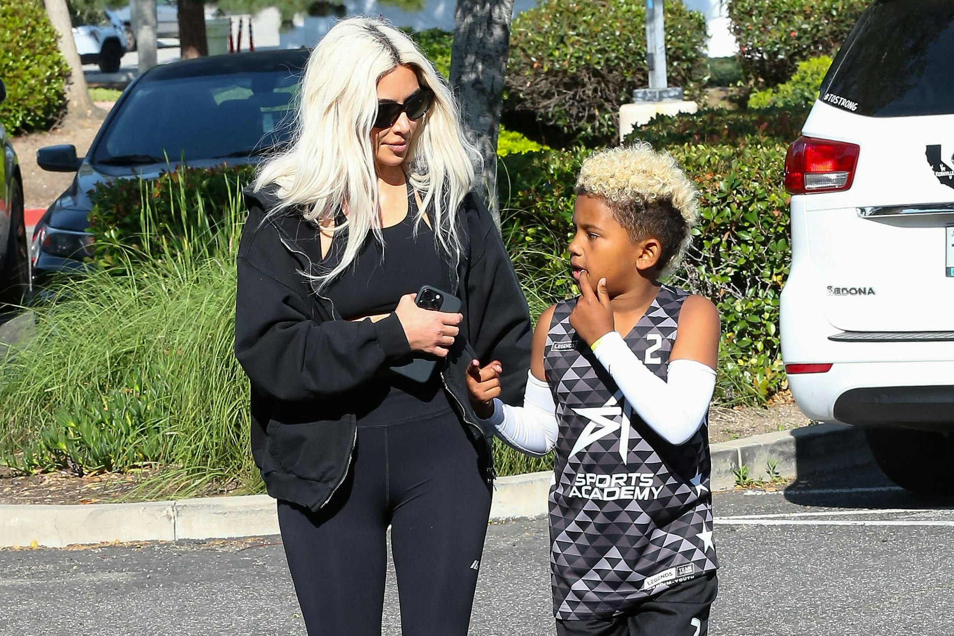 Kim Kardashian und ihr Sohn Saint West im Mai 2024