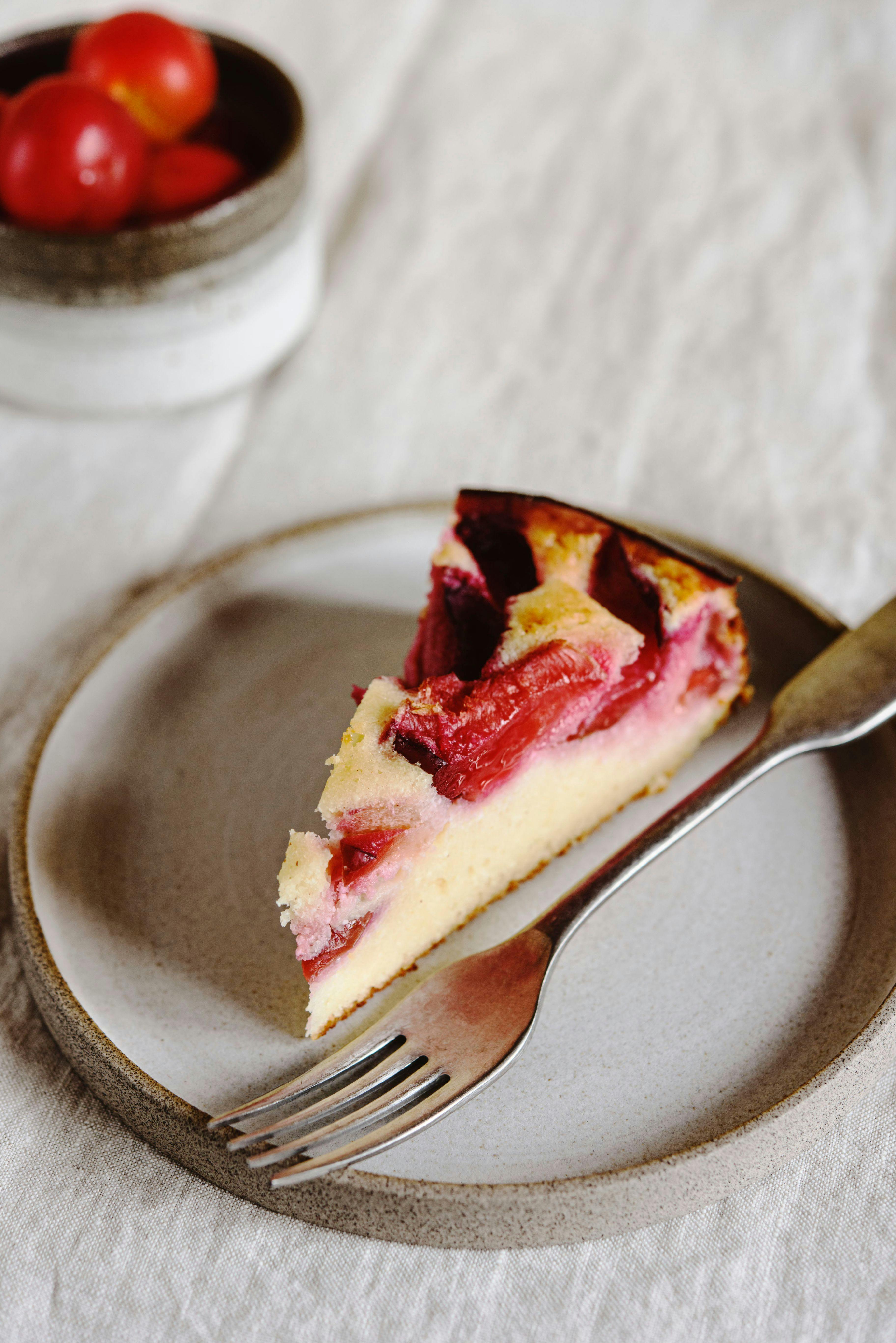 Rezept für Pflaumenkuchen mit Grieß – so fluffig, so saftig, so lecker!