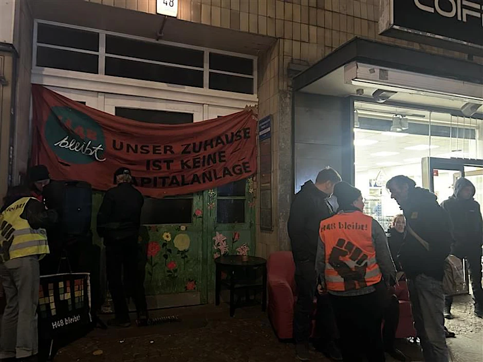 Die Bewohner der Hermannstraße 48 sollen aus ihren Wohnungen ausziehen.
